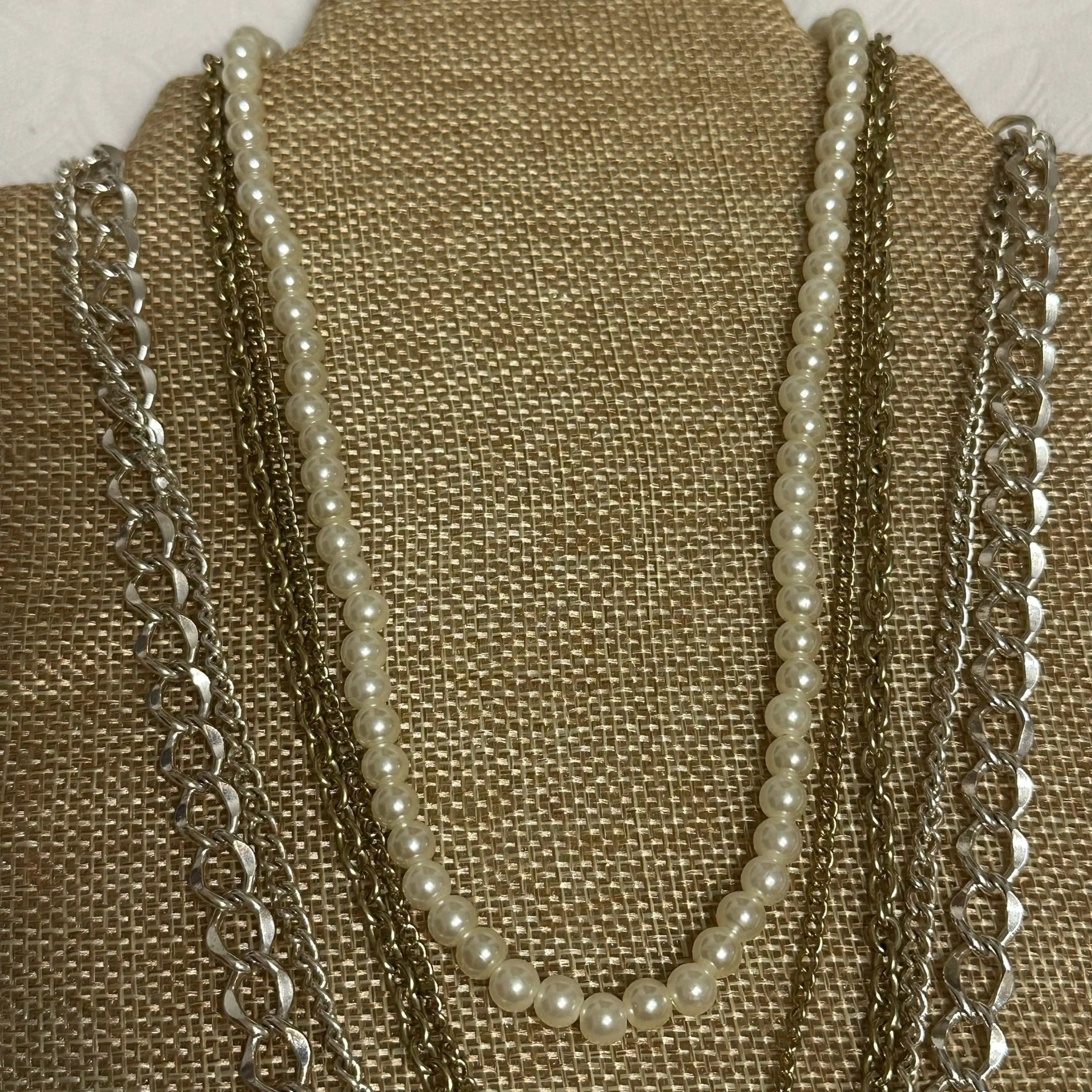 Image 4 of 8
