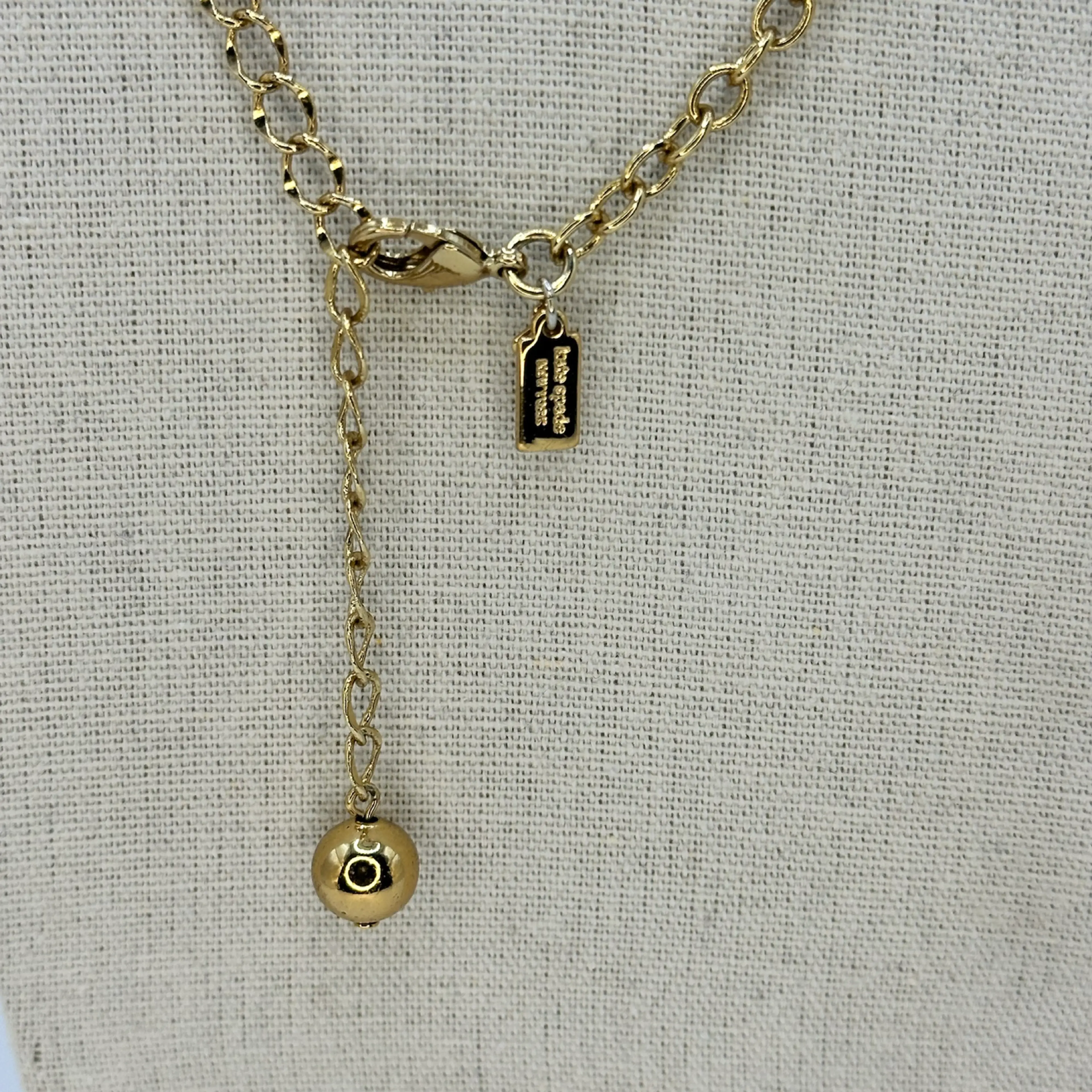 Image 4 of 4