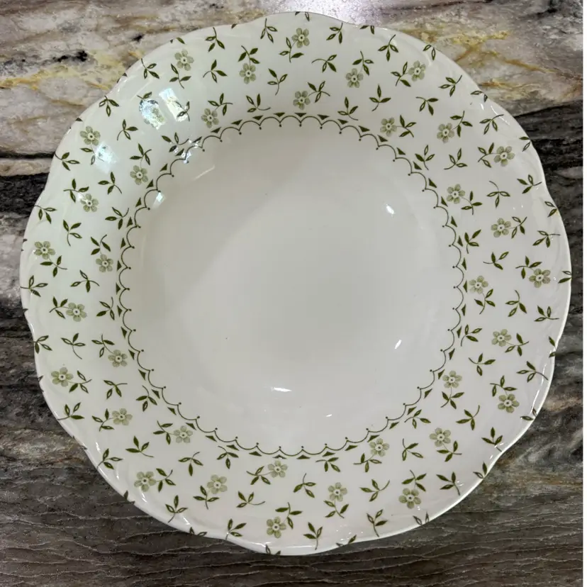 The J & G Meakin "Forget Me Not Green" 8.25” round serving vegetable bowl, Circa 1951.