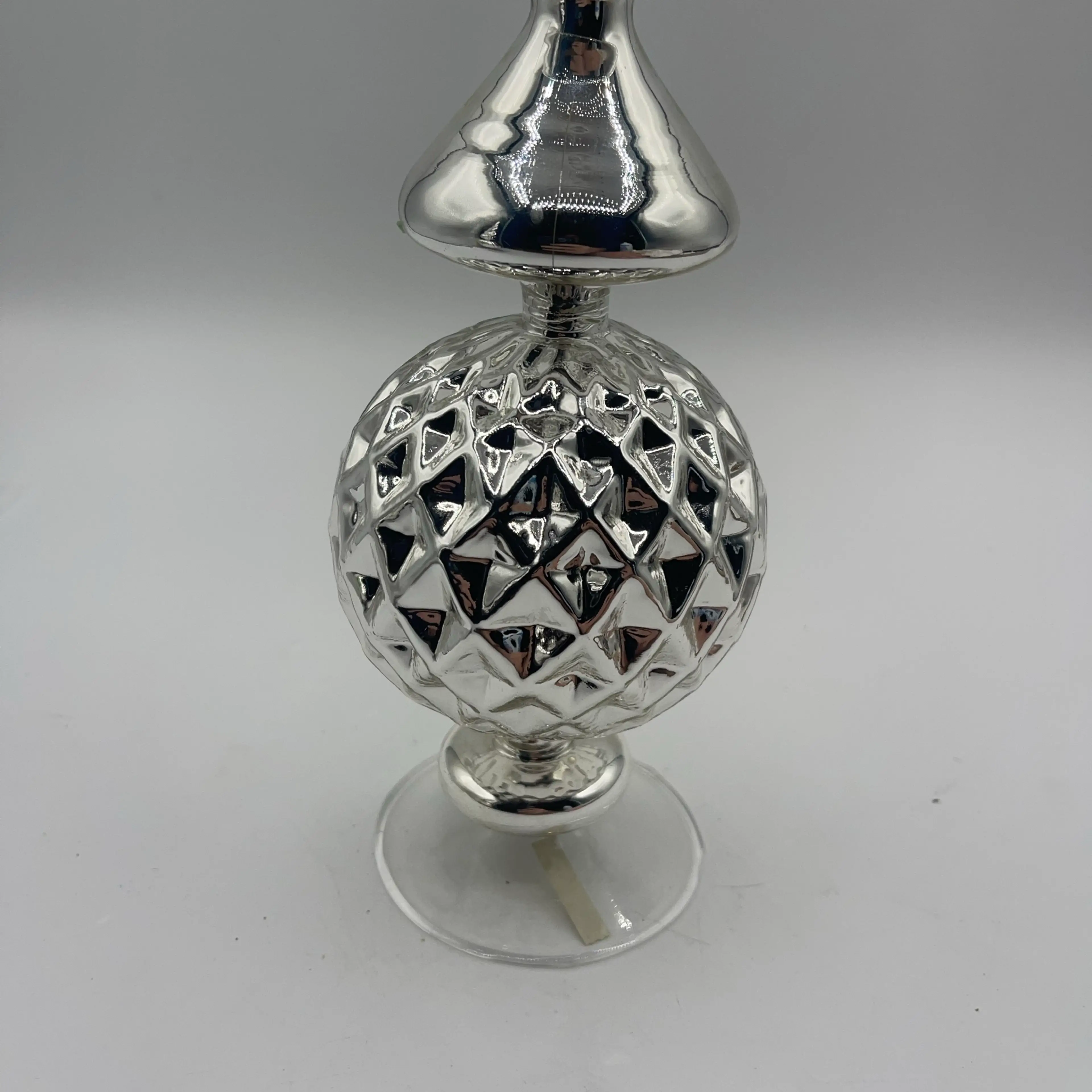 Image 2 of 4