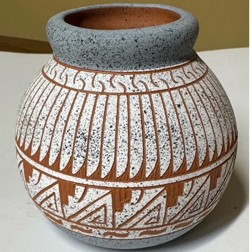 Navajo Terracotta Grey and White Patterned 4” Vase signed S. King ‘00