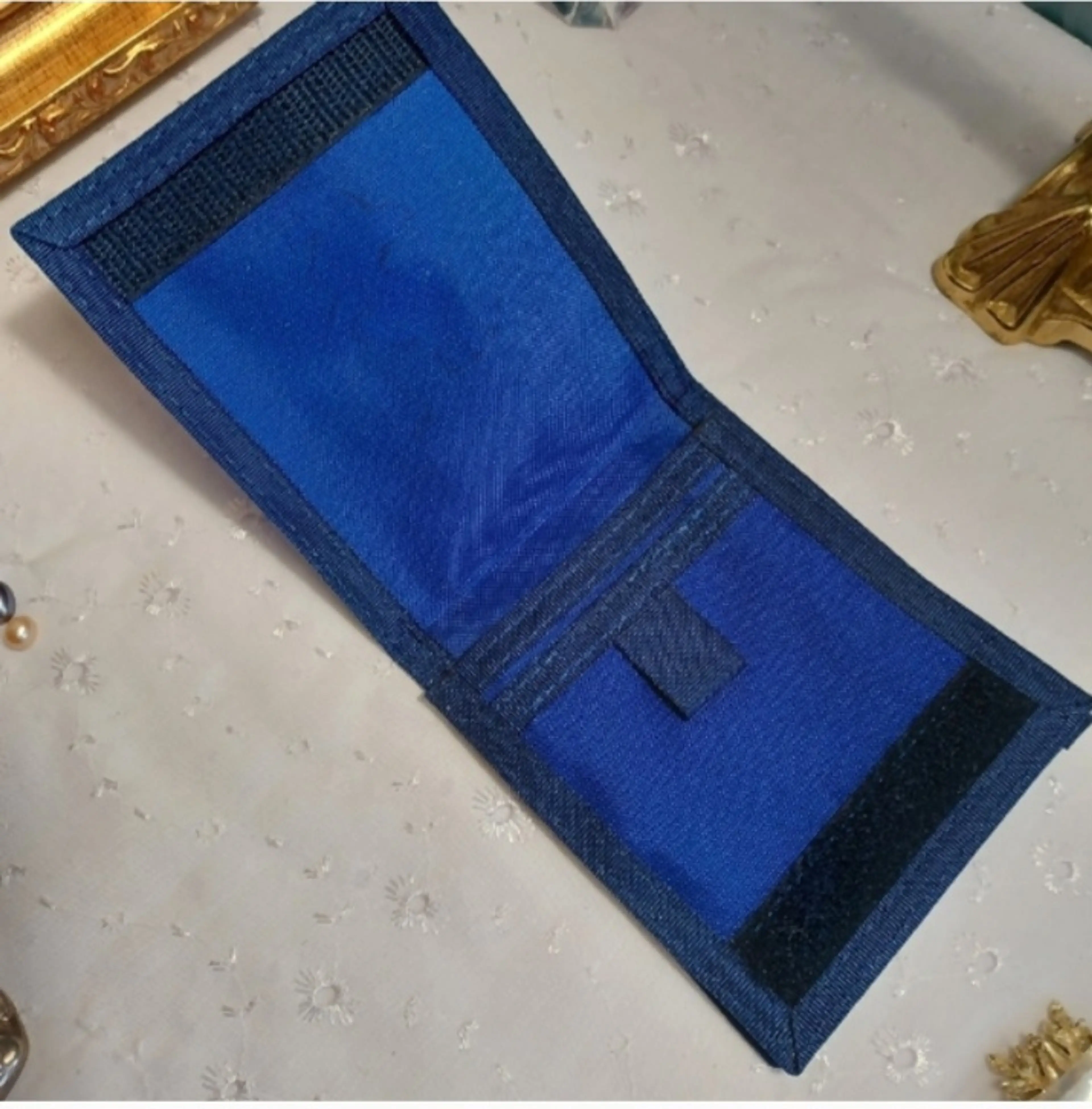 Image 2 of 3