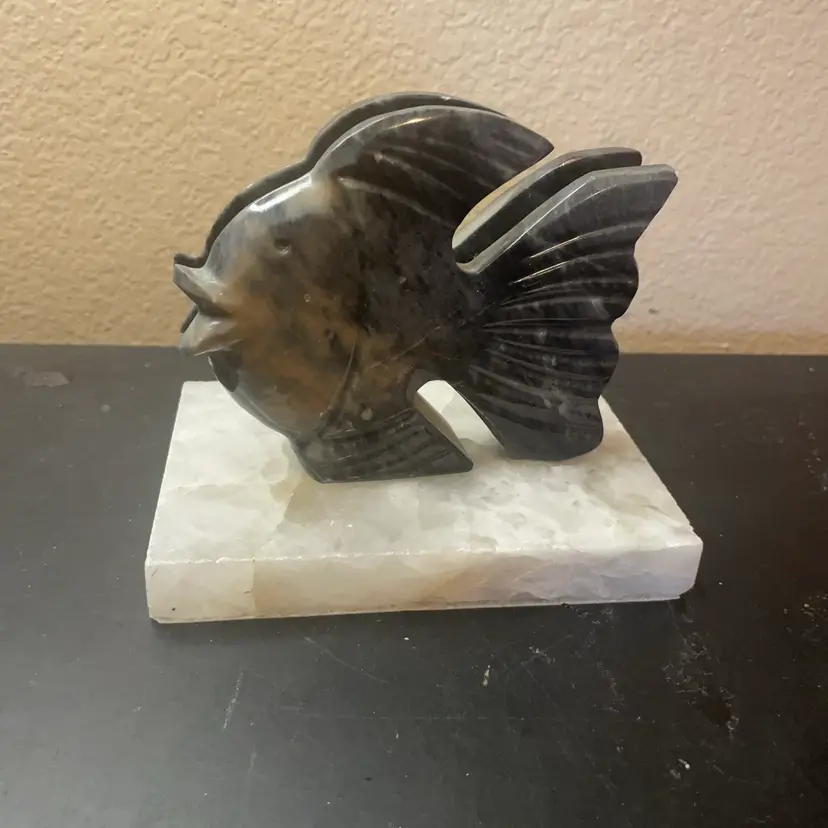 Solid Onyx Carved Fish 5” Napkin Holder Made In Italy