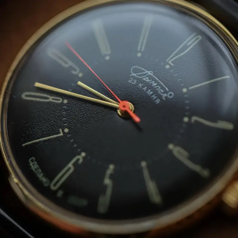Vintage Soviet Watch Vympel 1970 Mechanical Watch, USSR Dress Watch, Rare 2209SU Movement, Ultra Thin Collectible Timepiece
