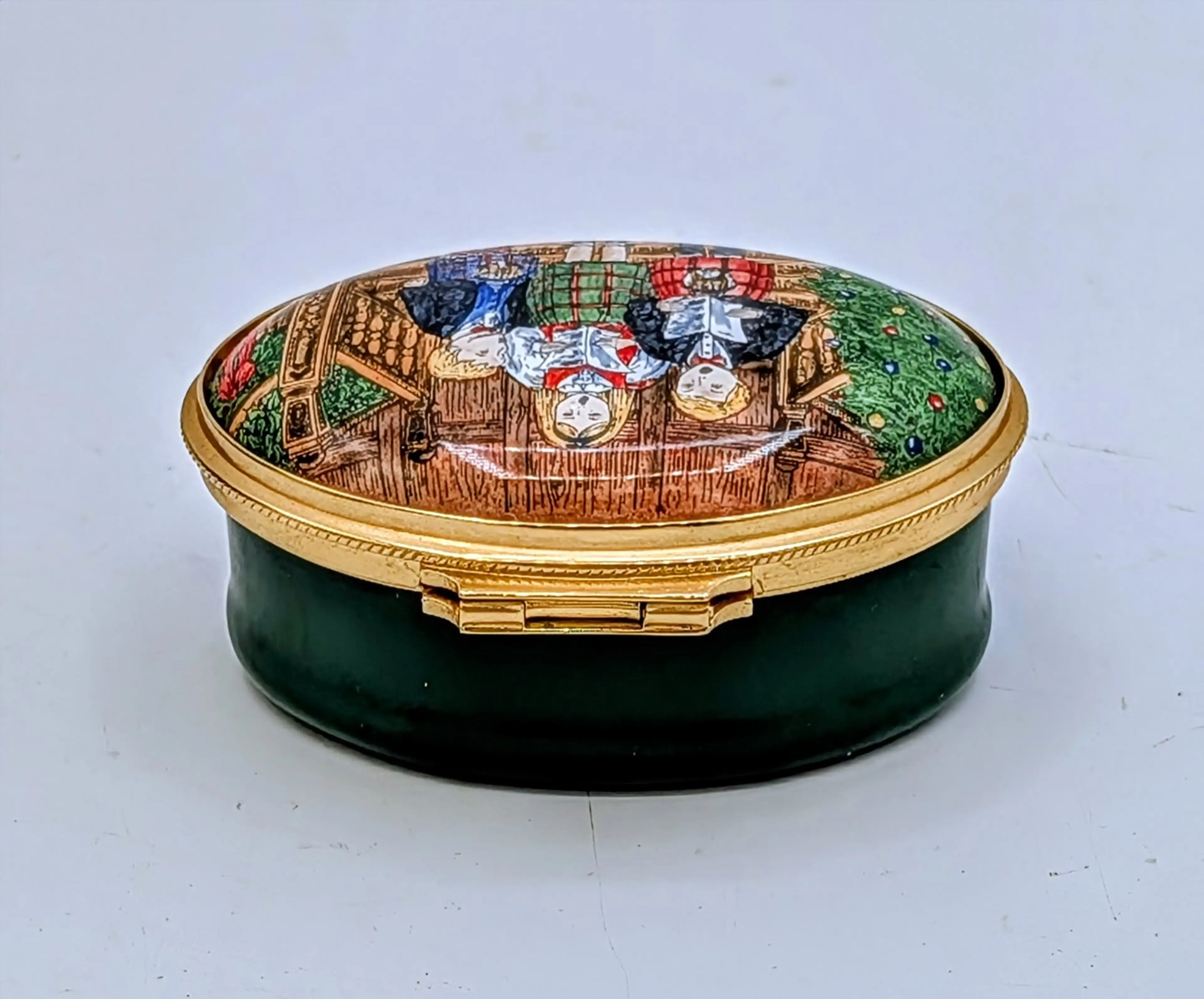 Image 4 of 10