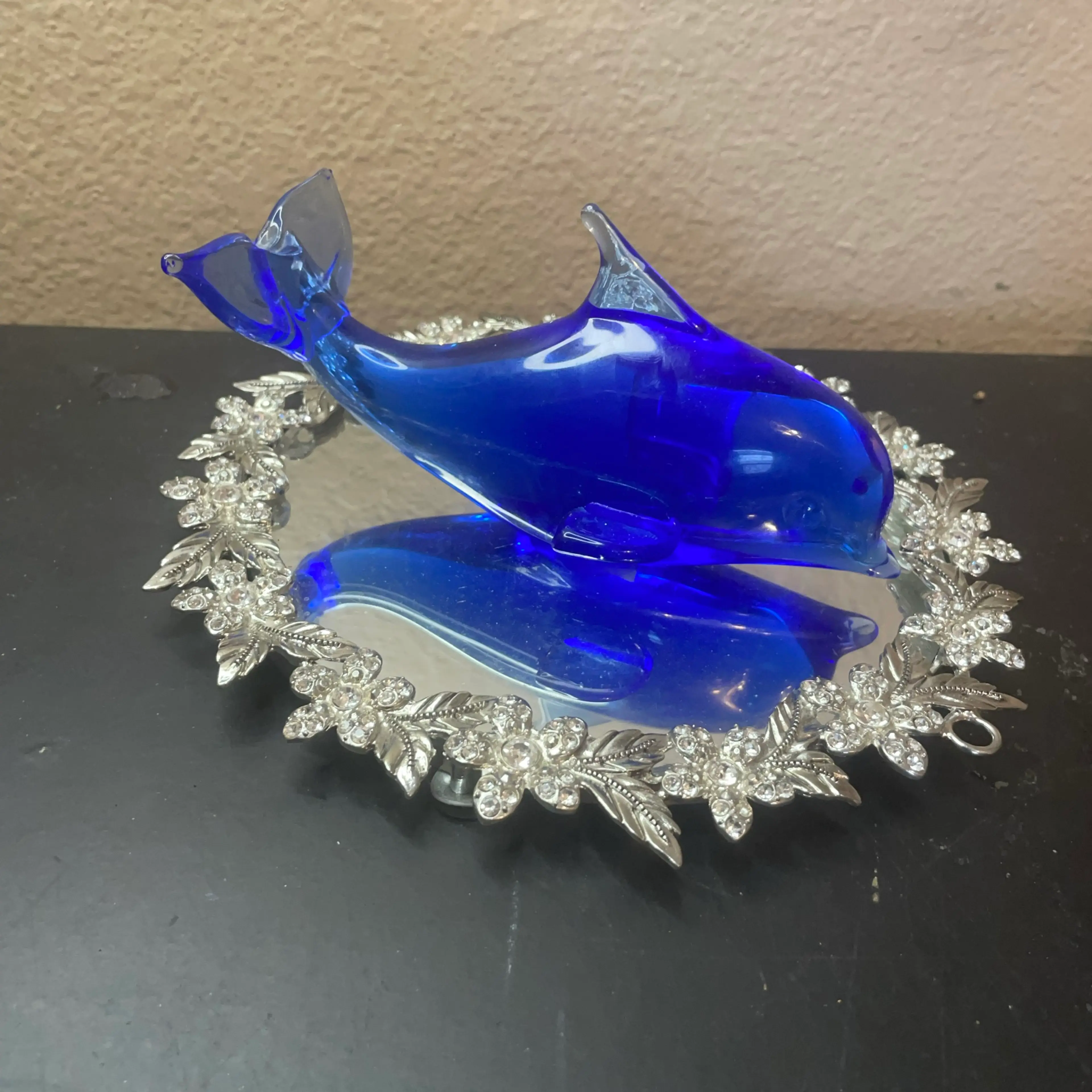 Image 4 of 7