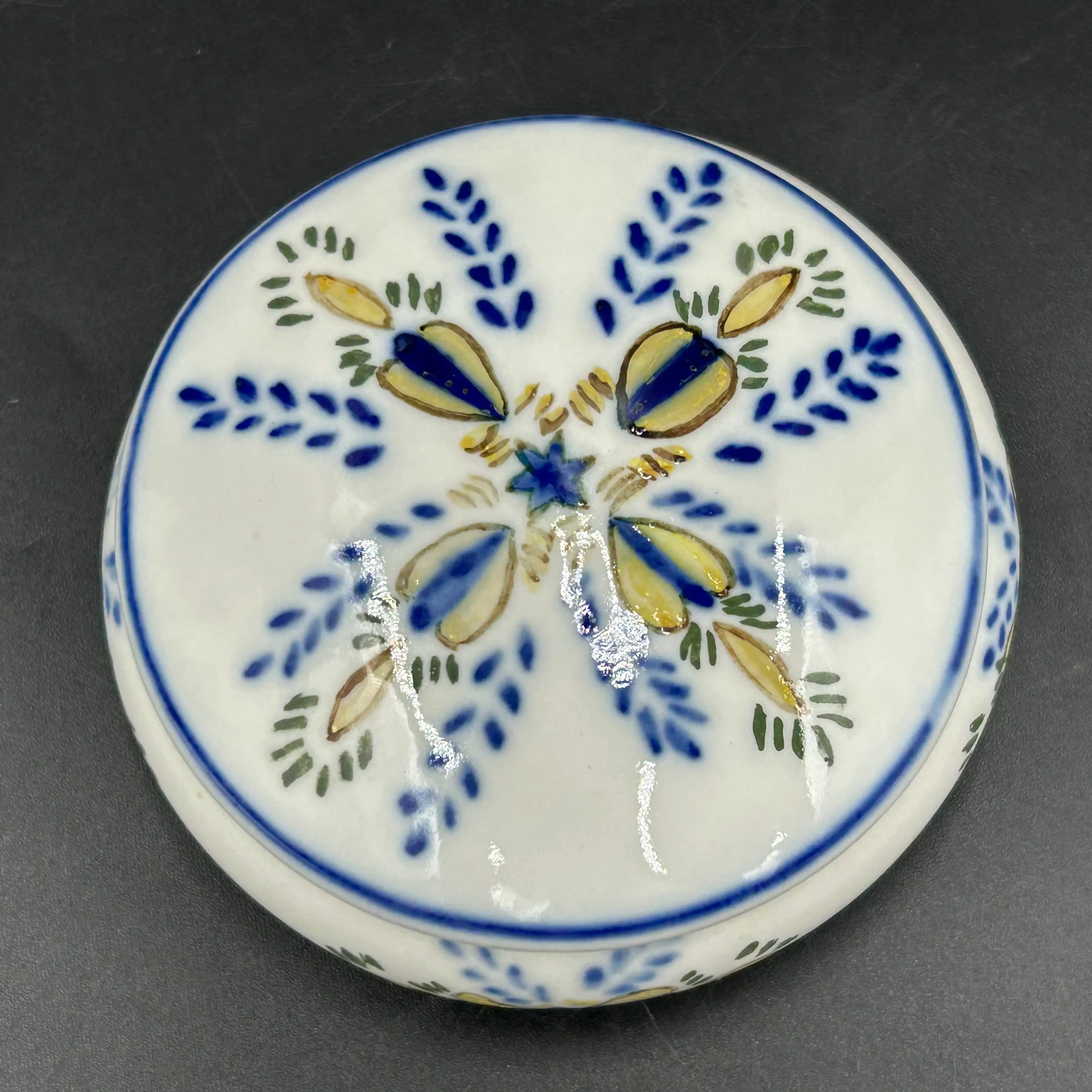 Image 2 of 7