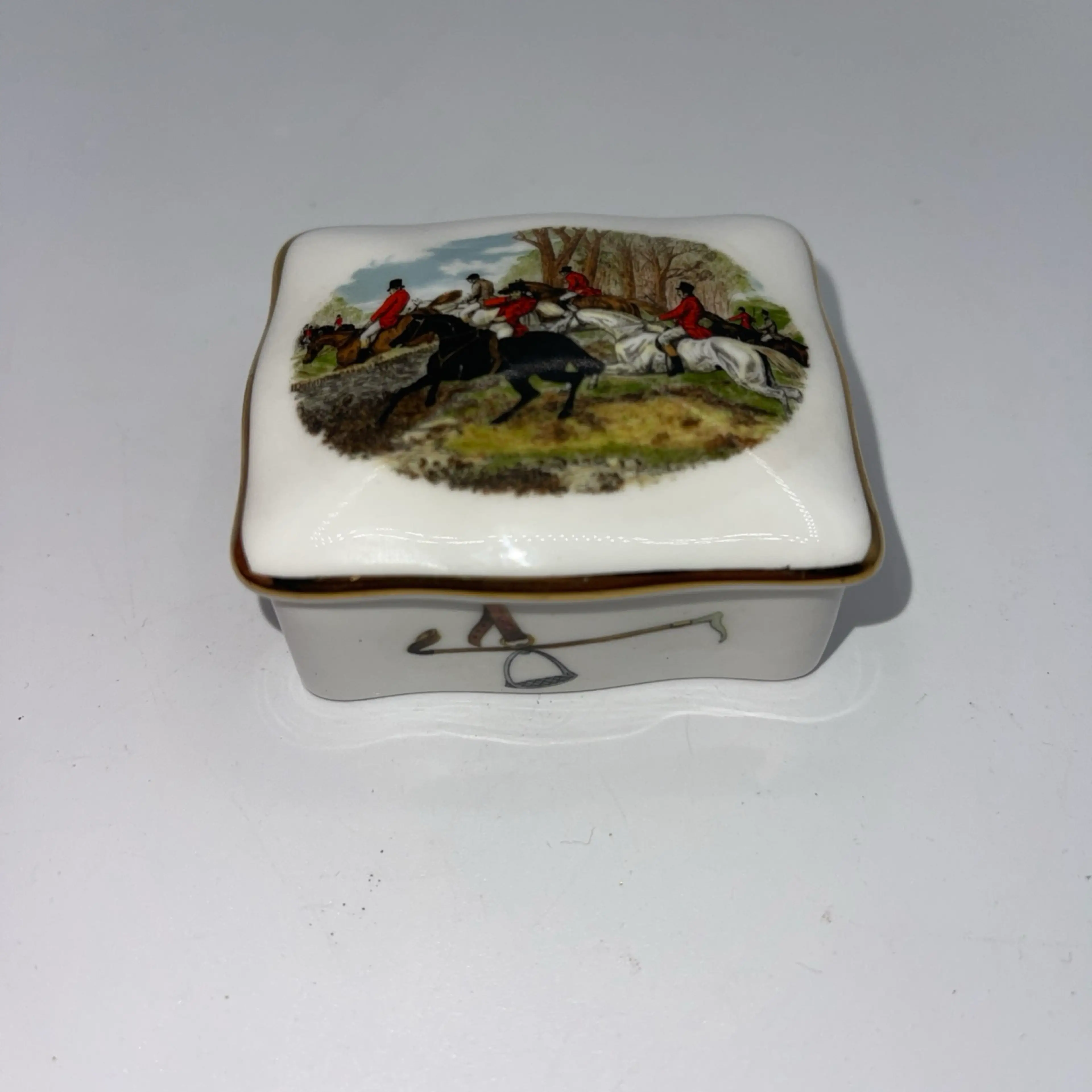 Image 2 of 7
