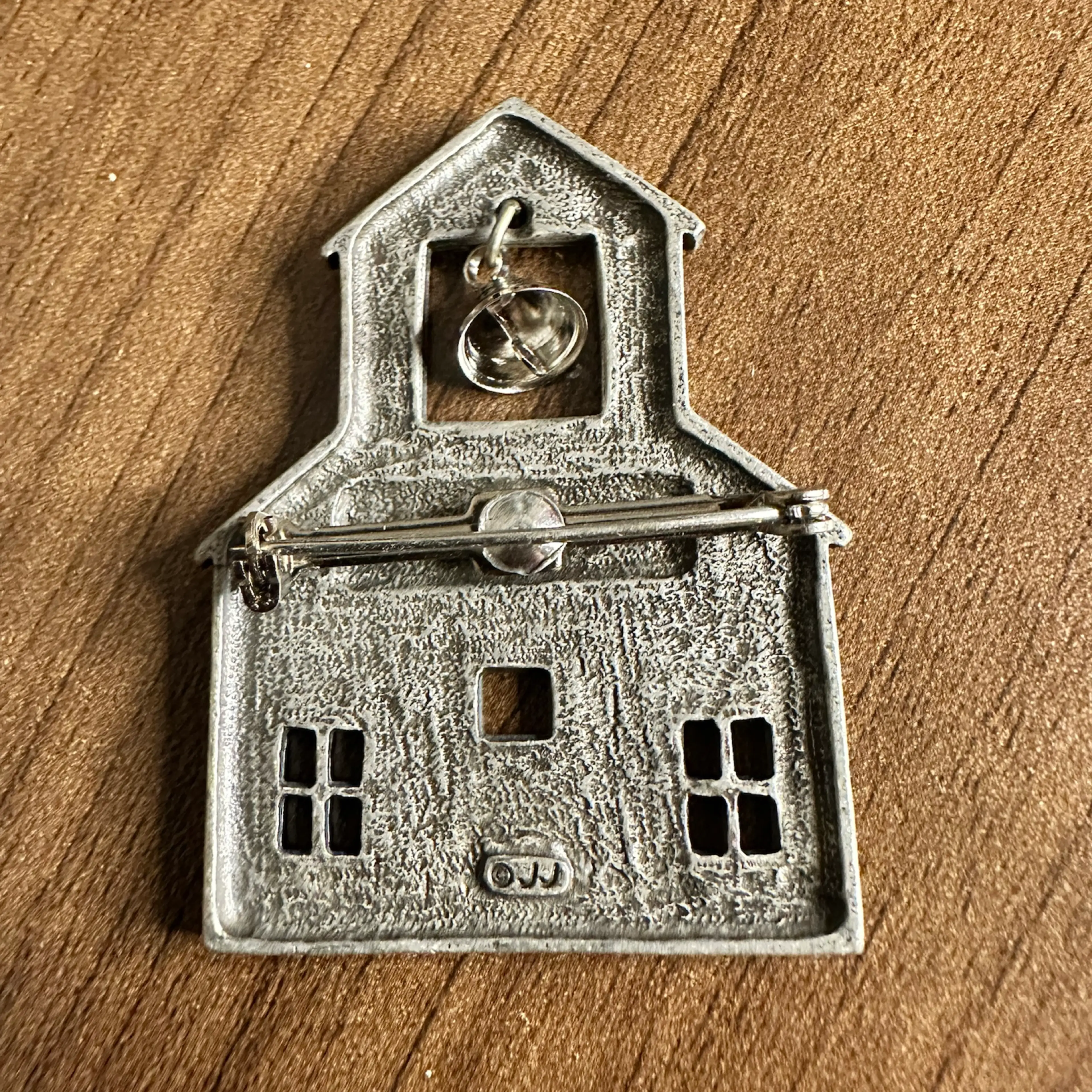 Image 2 of 2