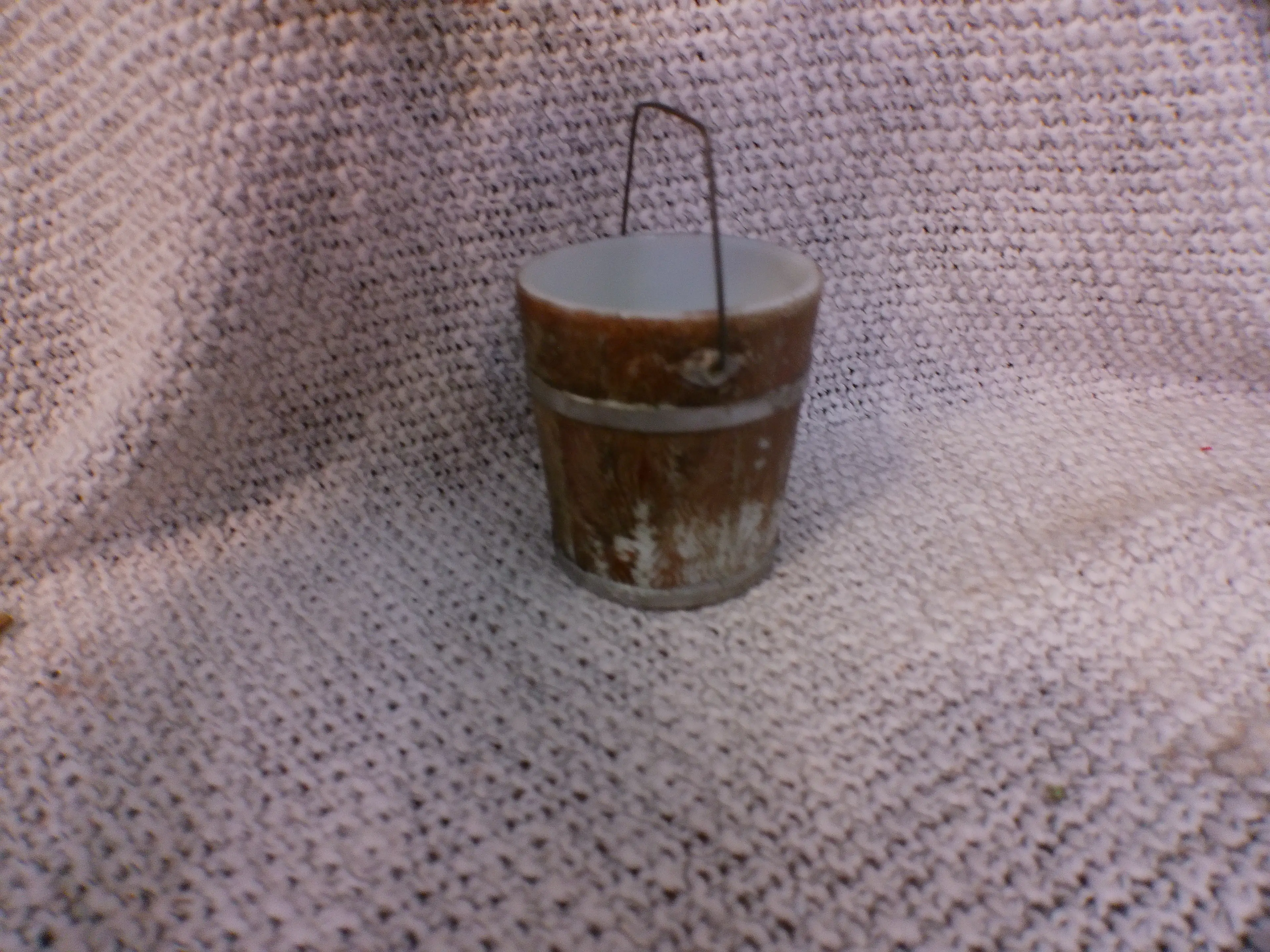 Image 2 of 6