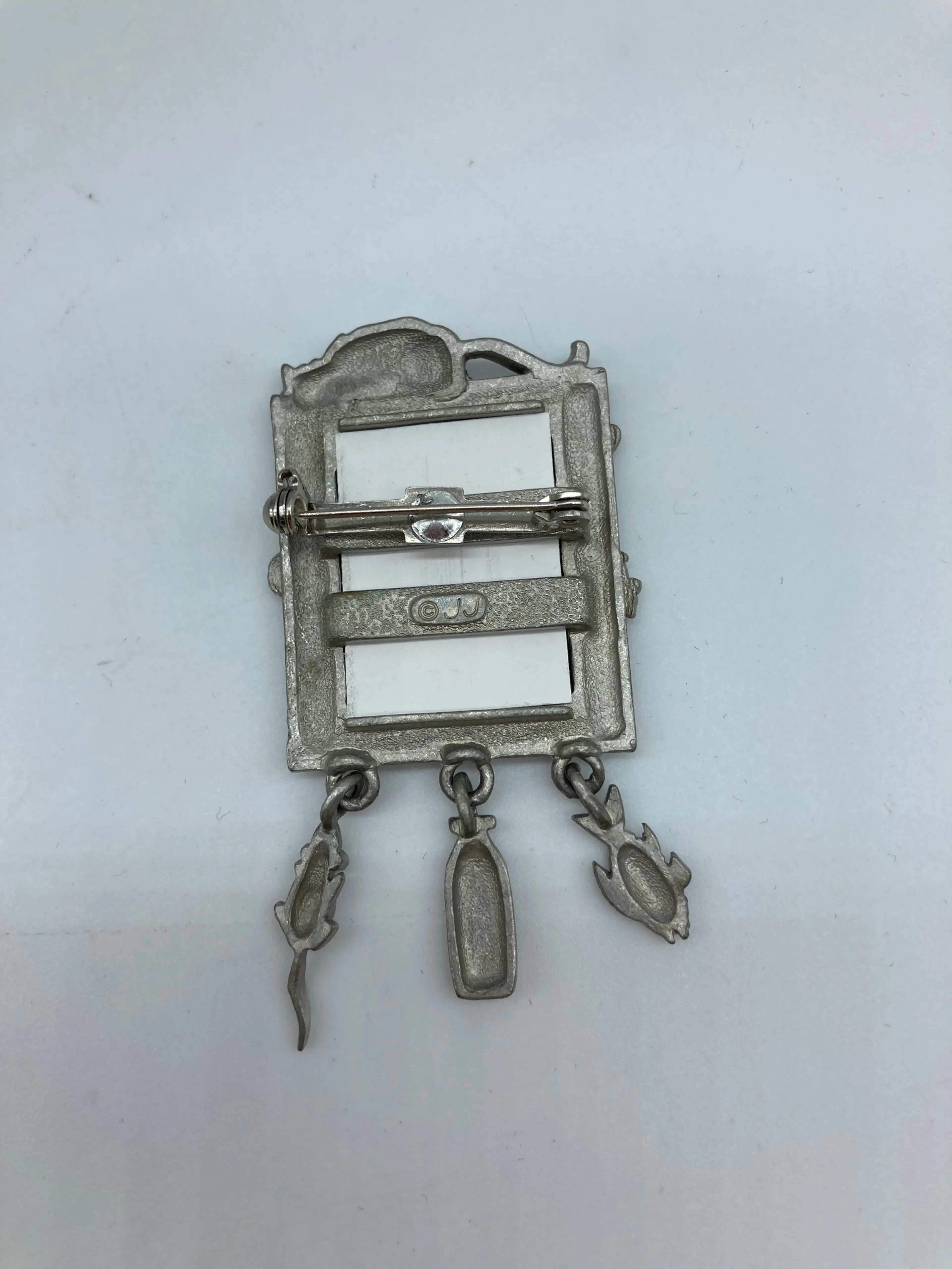 Image 2 of 2
