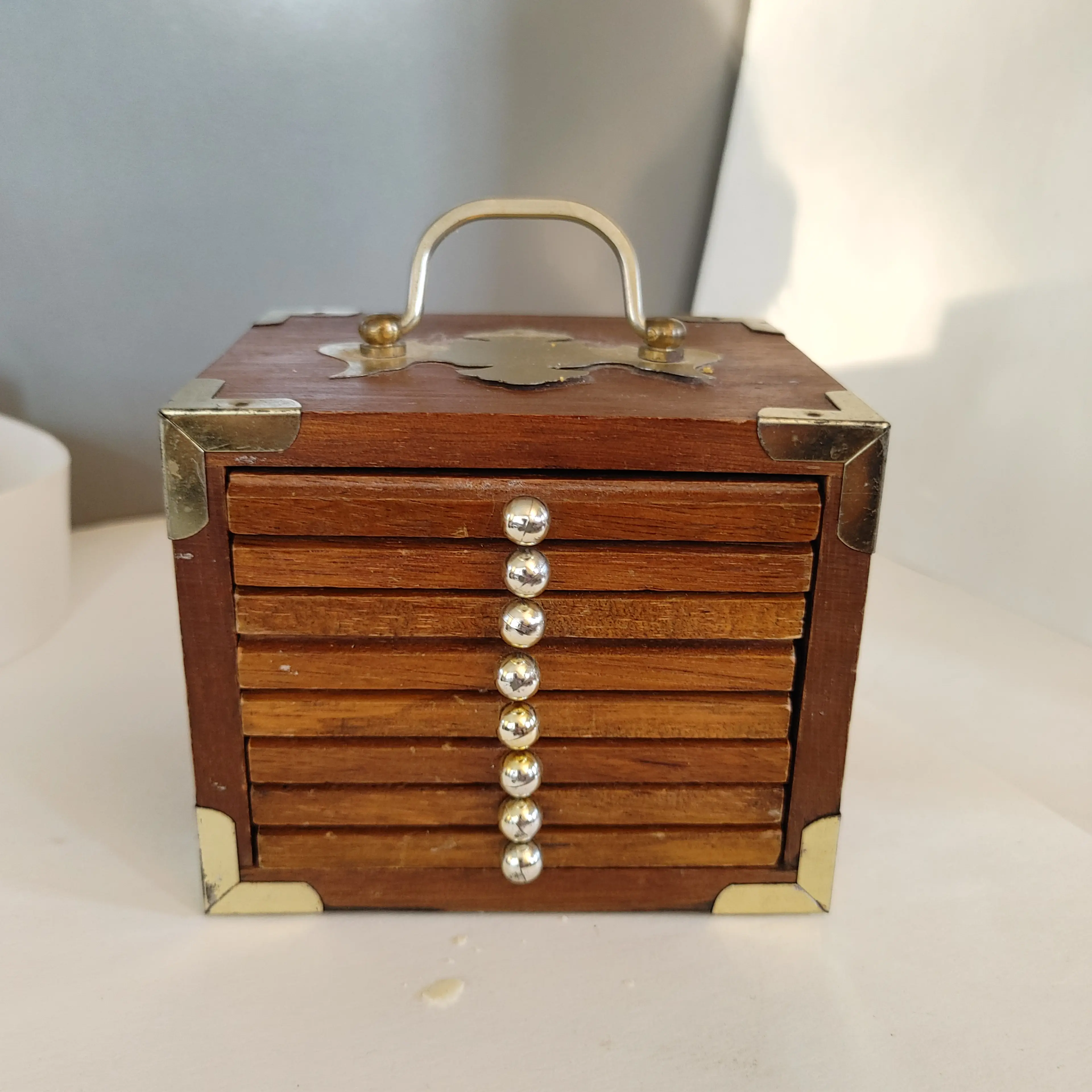 Image 2 of 7