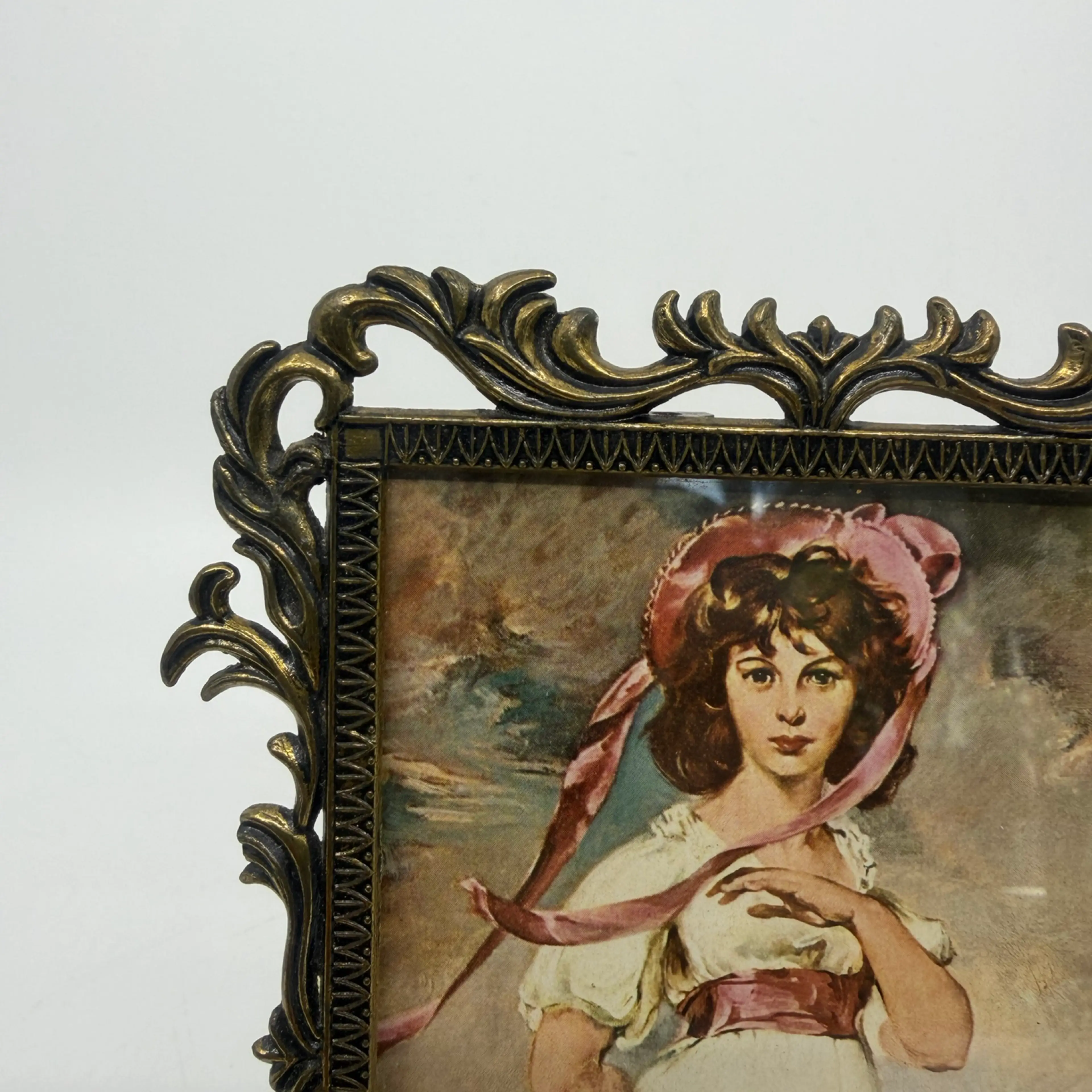 Image 2 of 7