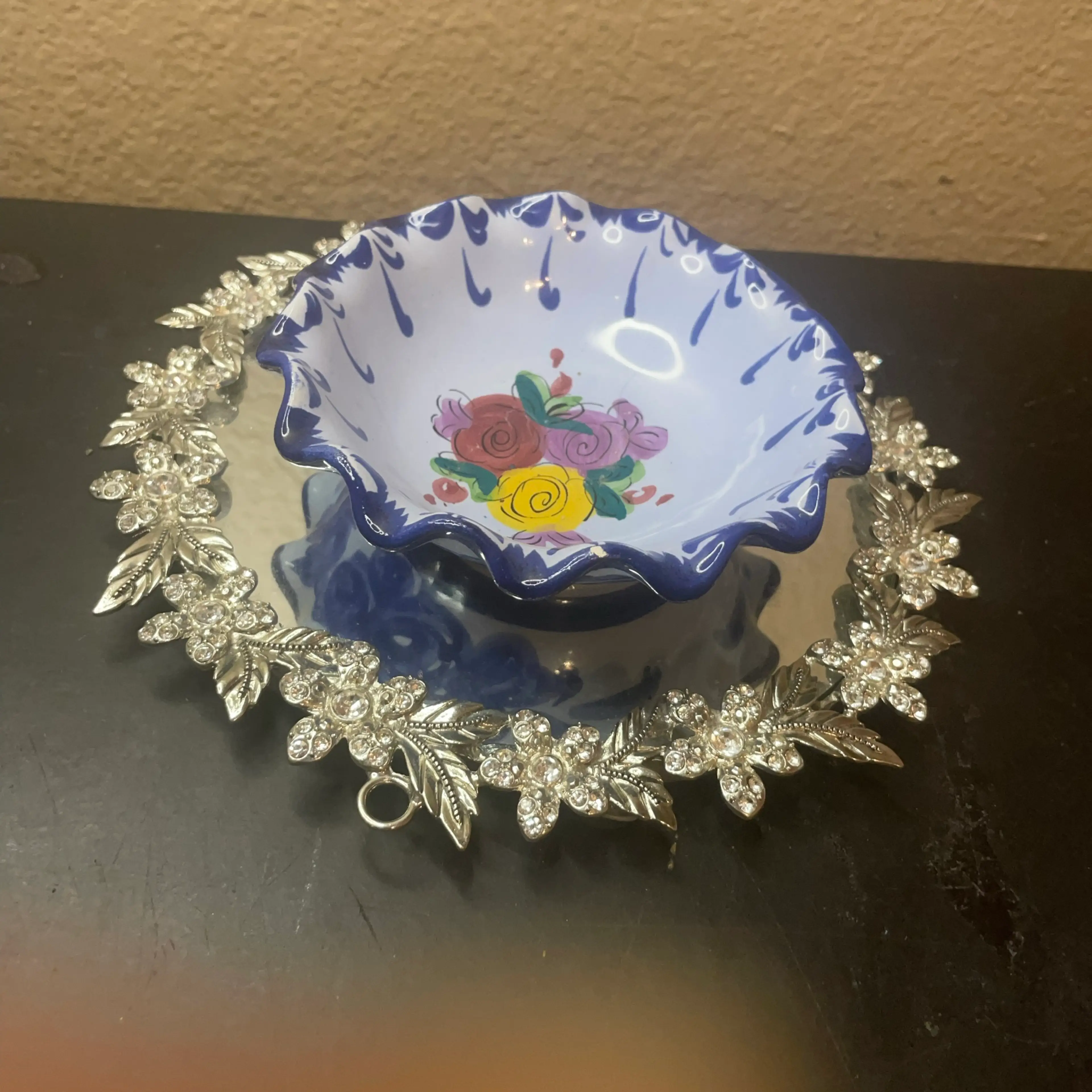 Image 1 of 7