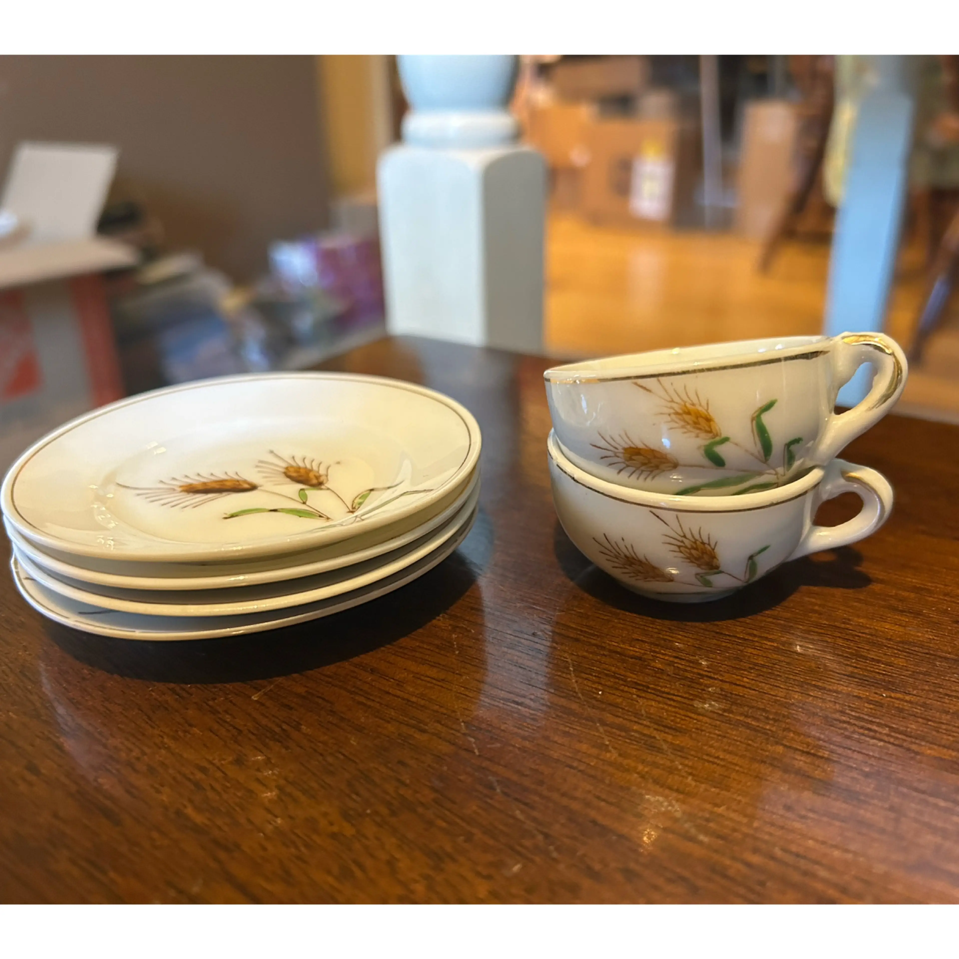 Image 1 of 6