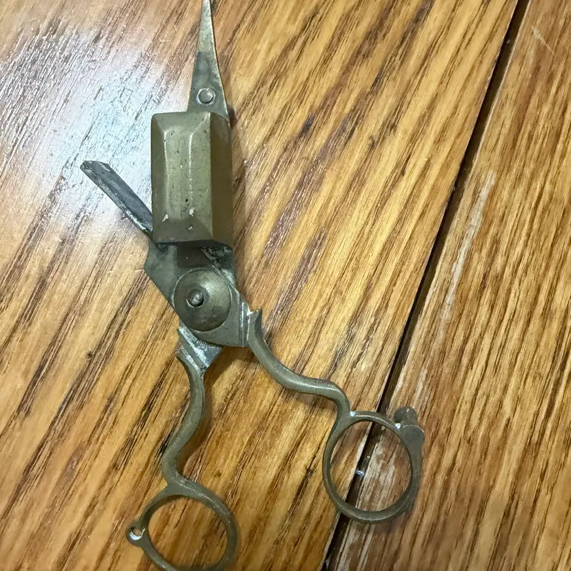 Brass Wick Trimmer Candle, Sniffer Scissors