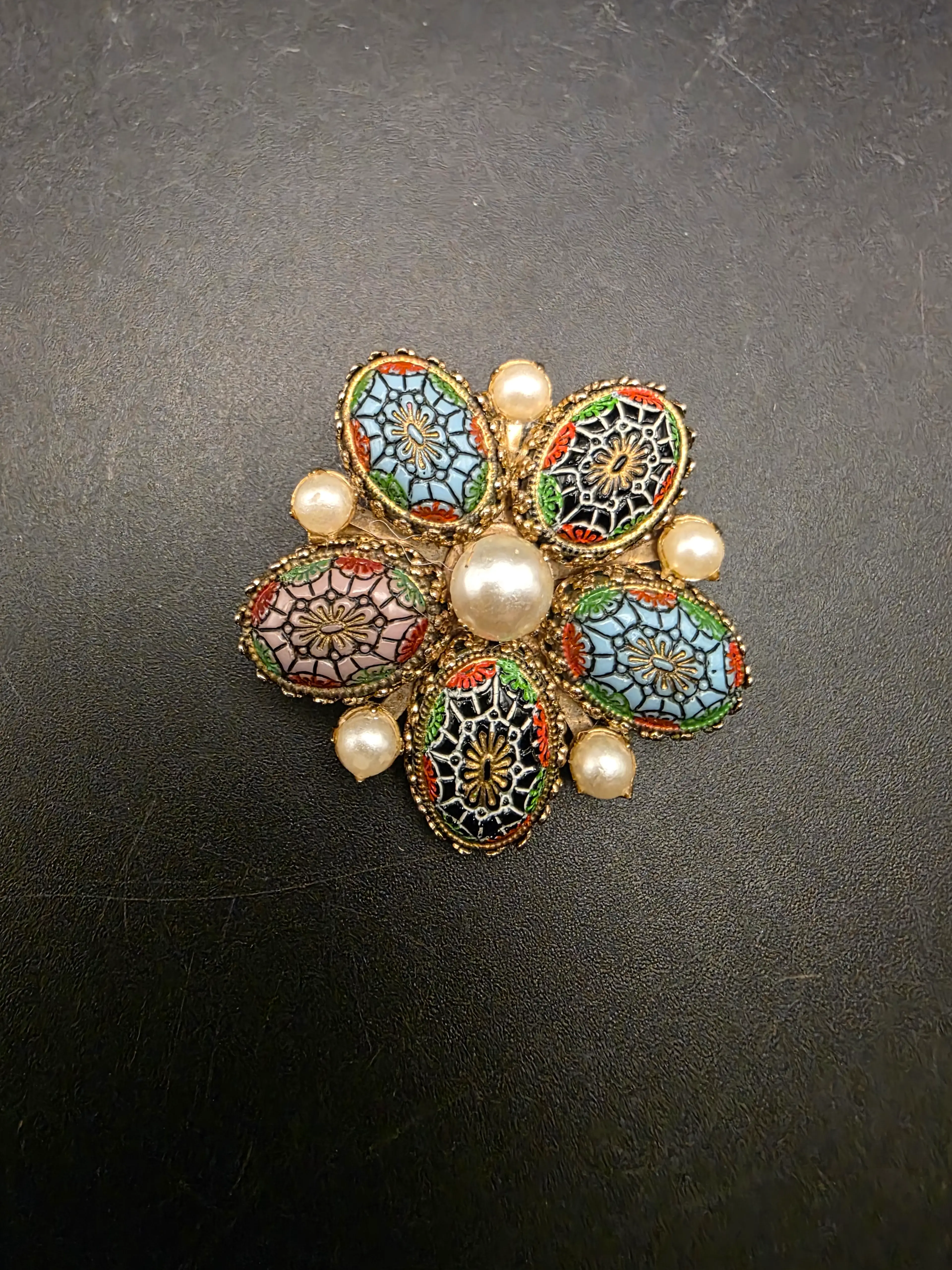 Image 1 of 3