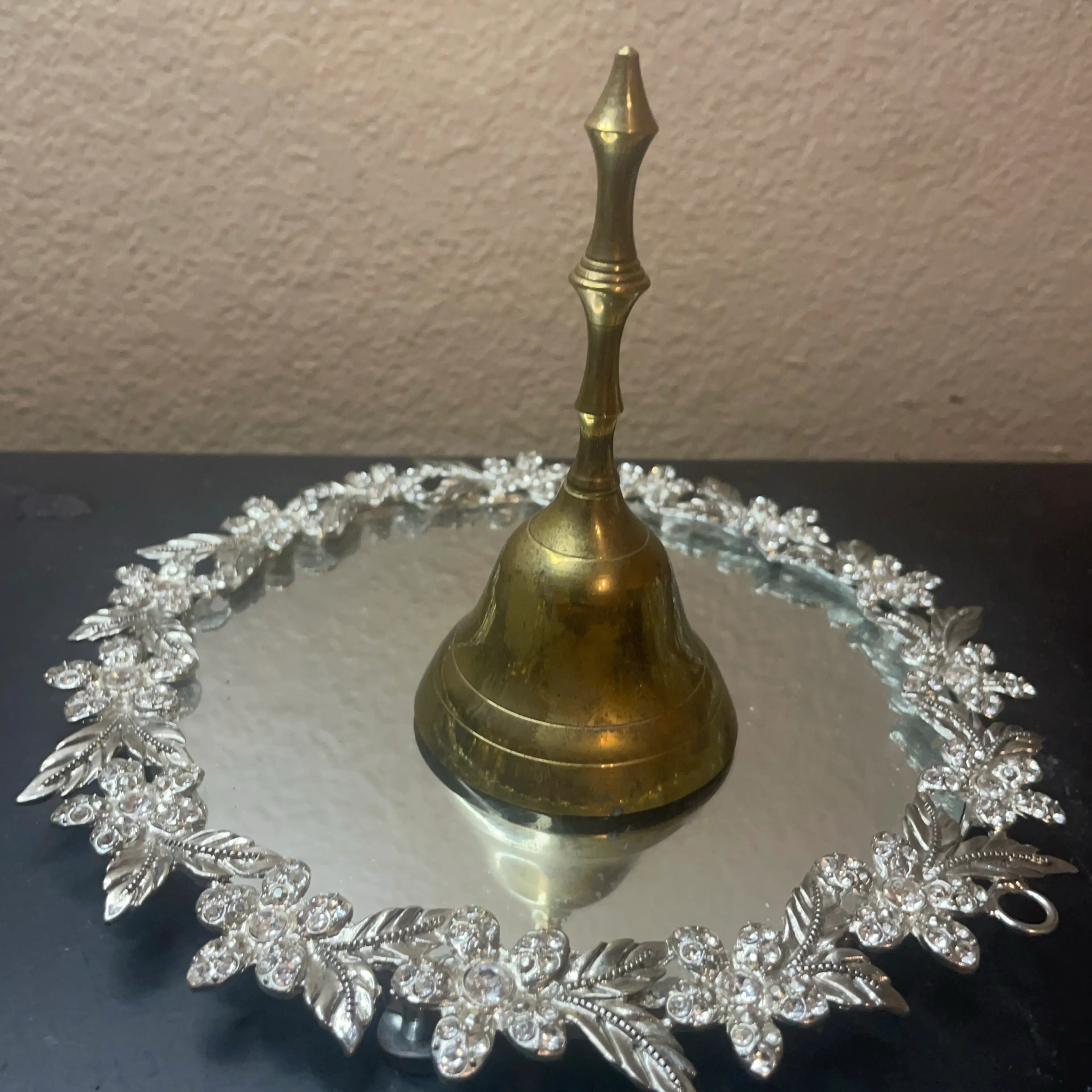 Image 4 of 6