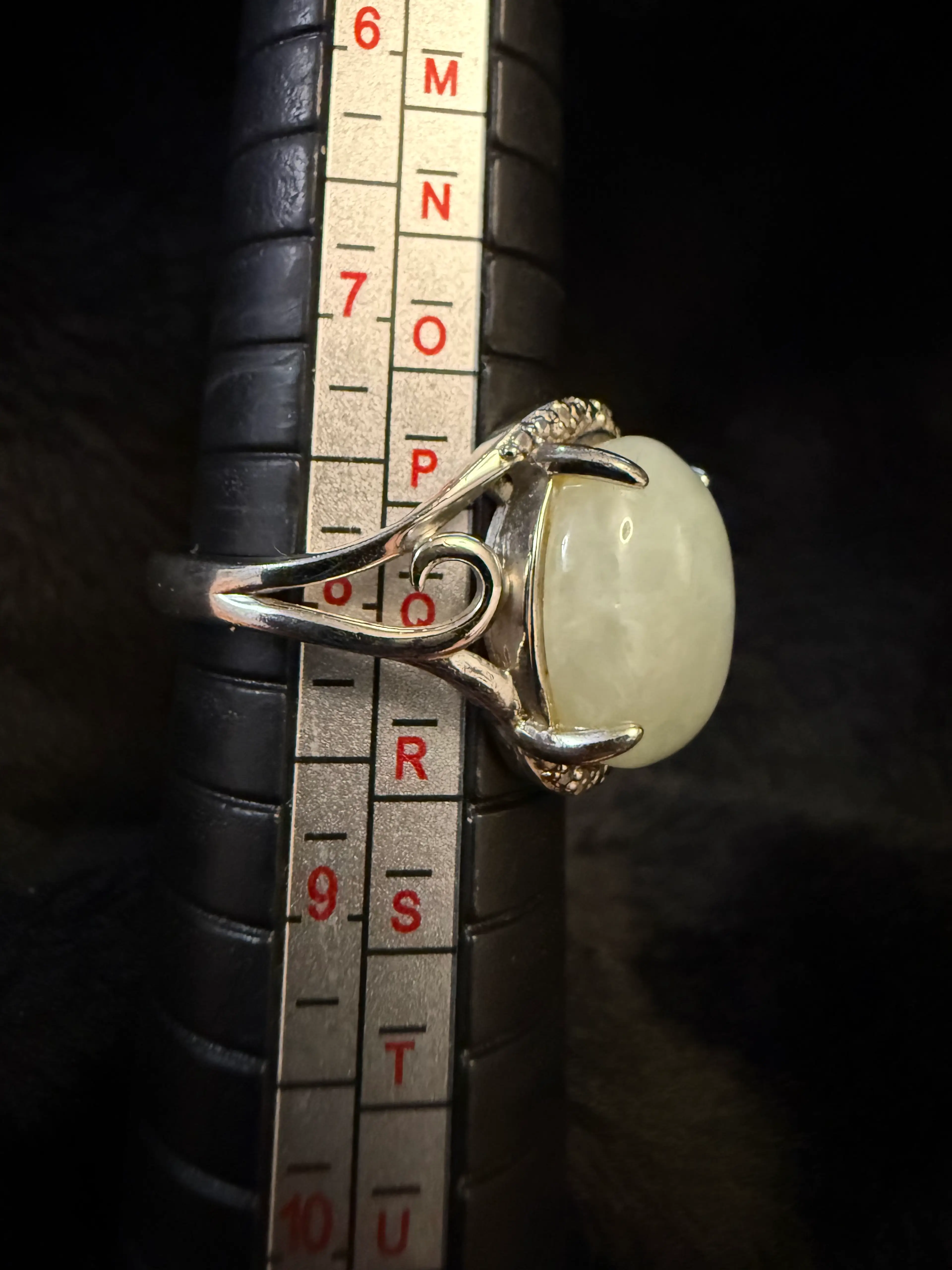 Image 4 of 12