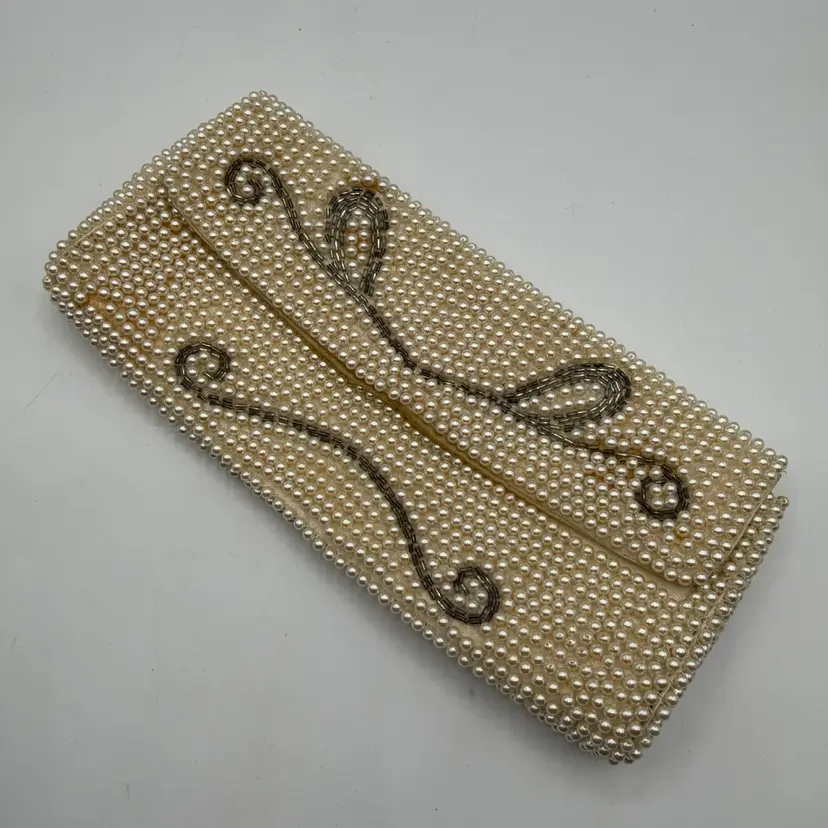 Made In Japan Pearls With Silver Seed Bead Detail Vintage Purse