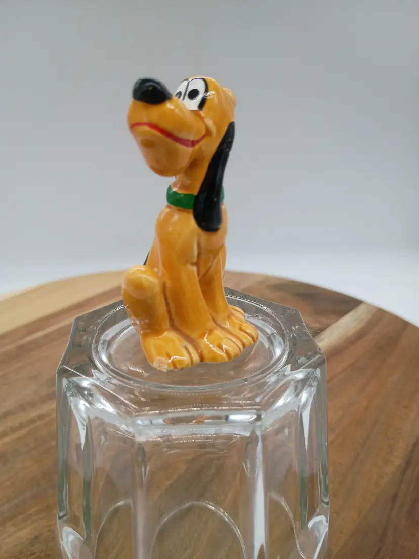 Vintage Sitting Pluto Figurine Walt Disney Productions Porcelain Japan.