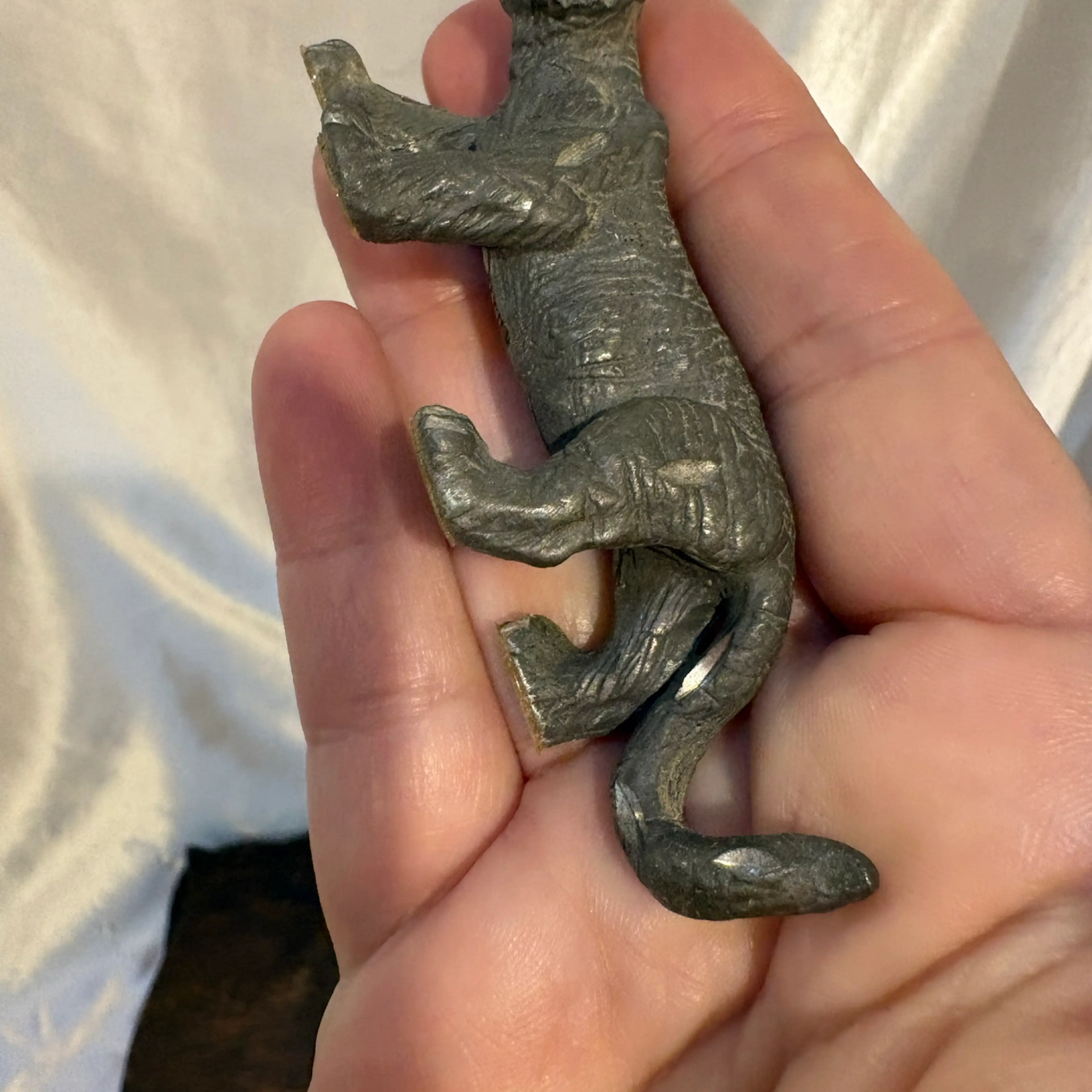 Image 4 of 5