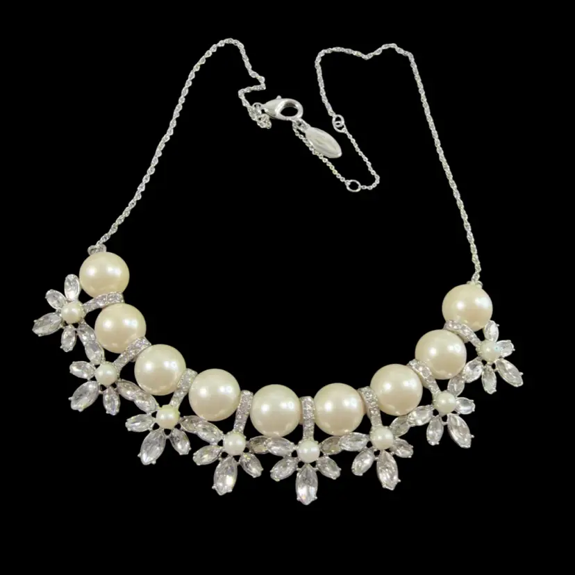 Ann Taylor Silver Tone Necklace with Faux Pearls & Rhinestones 20”