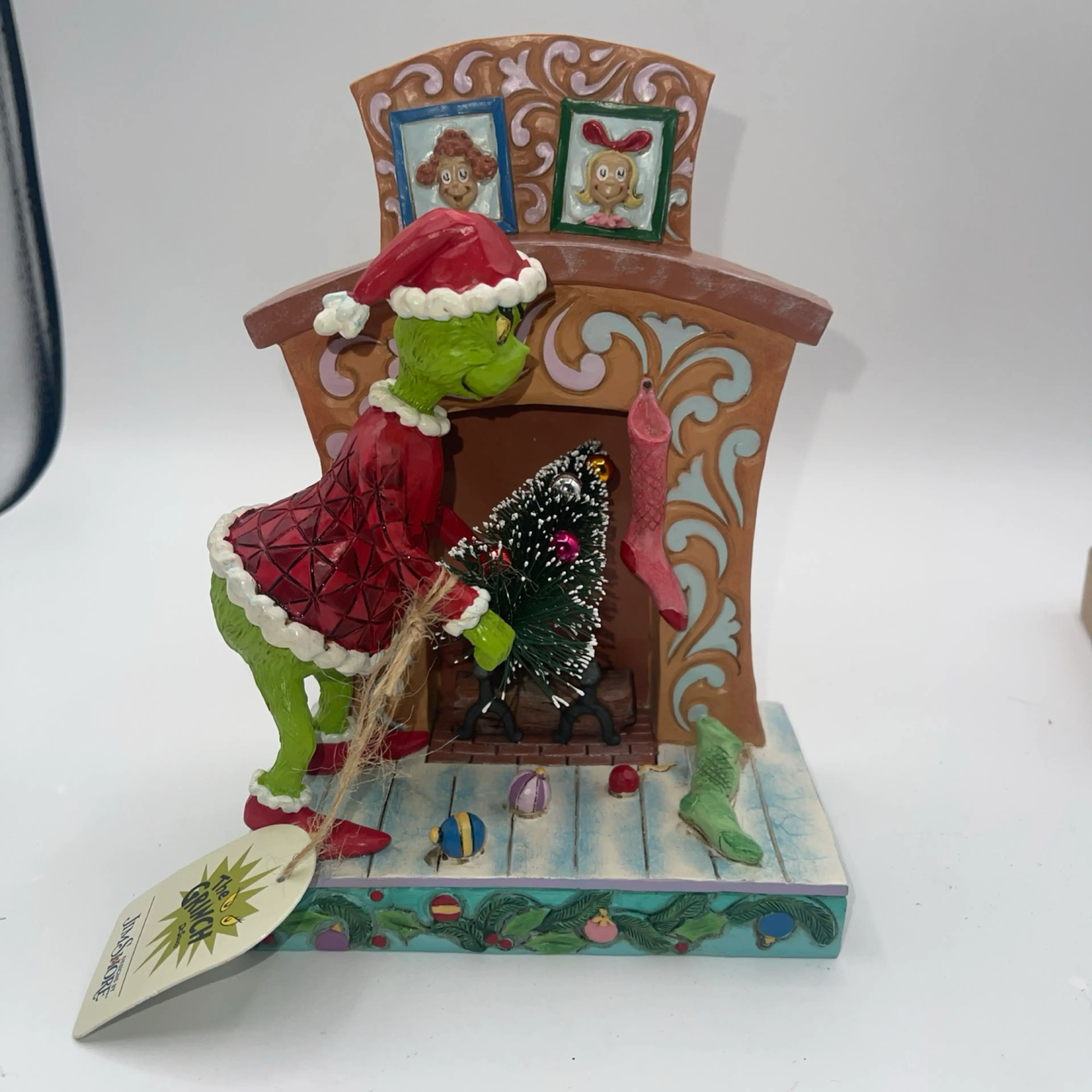 Image 2 of 8
