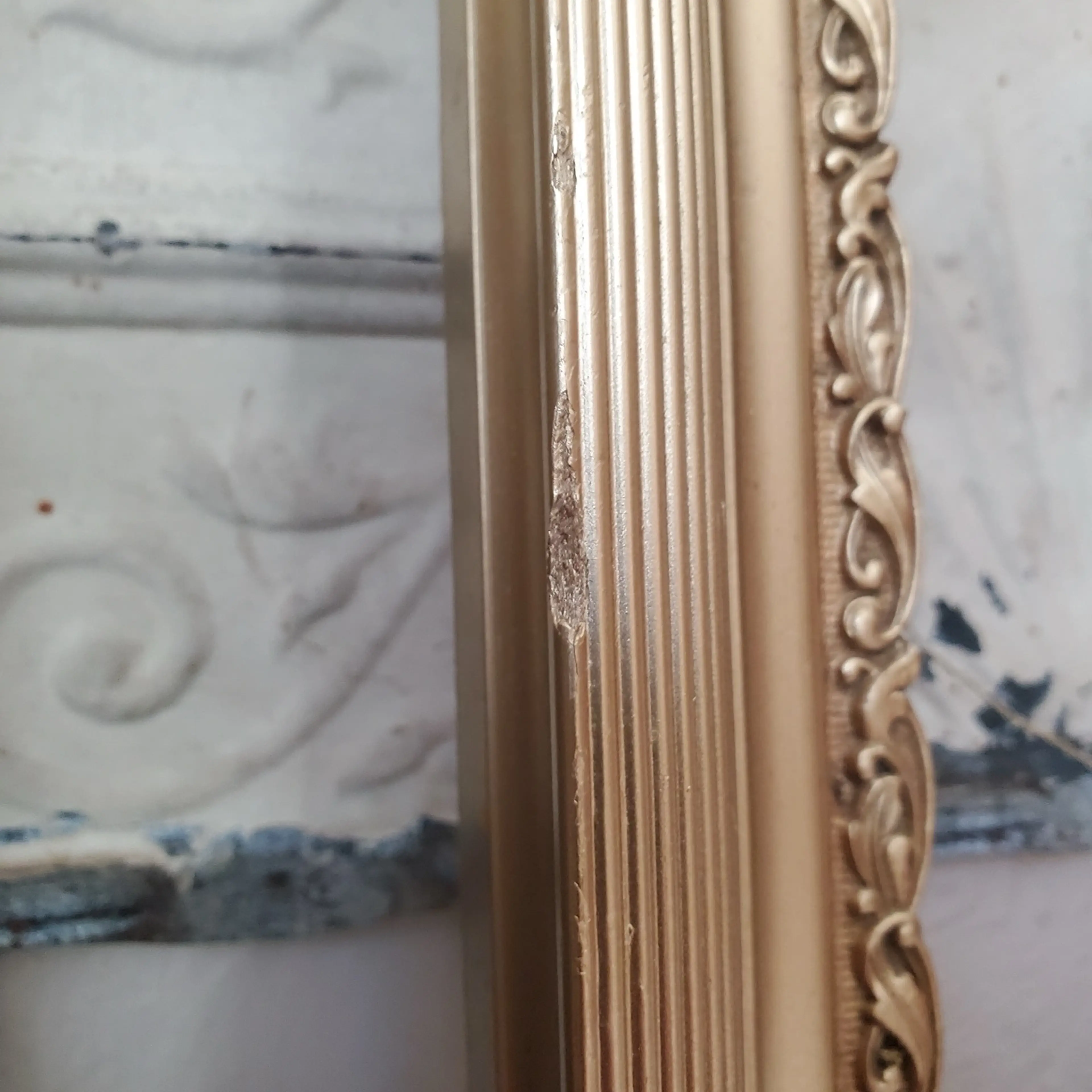 Image 2 of 6