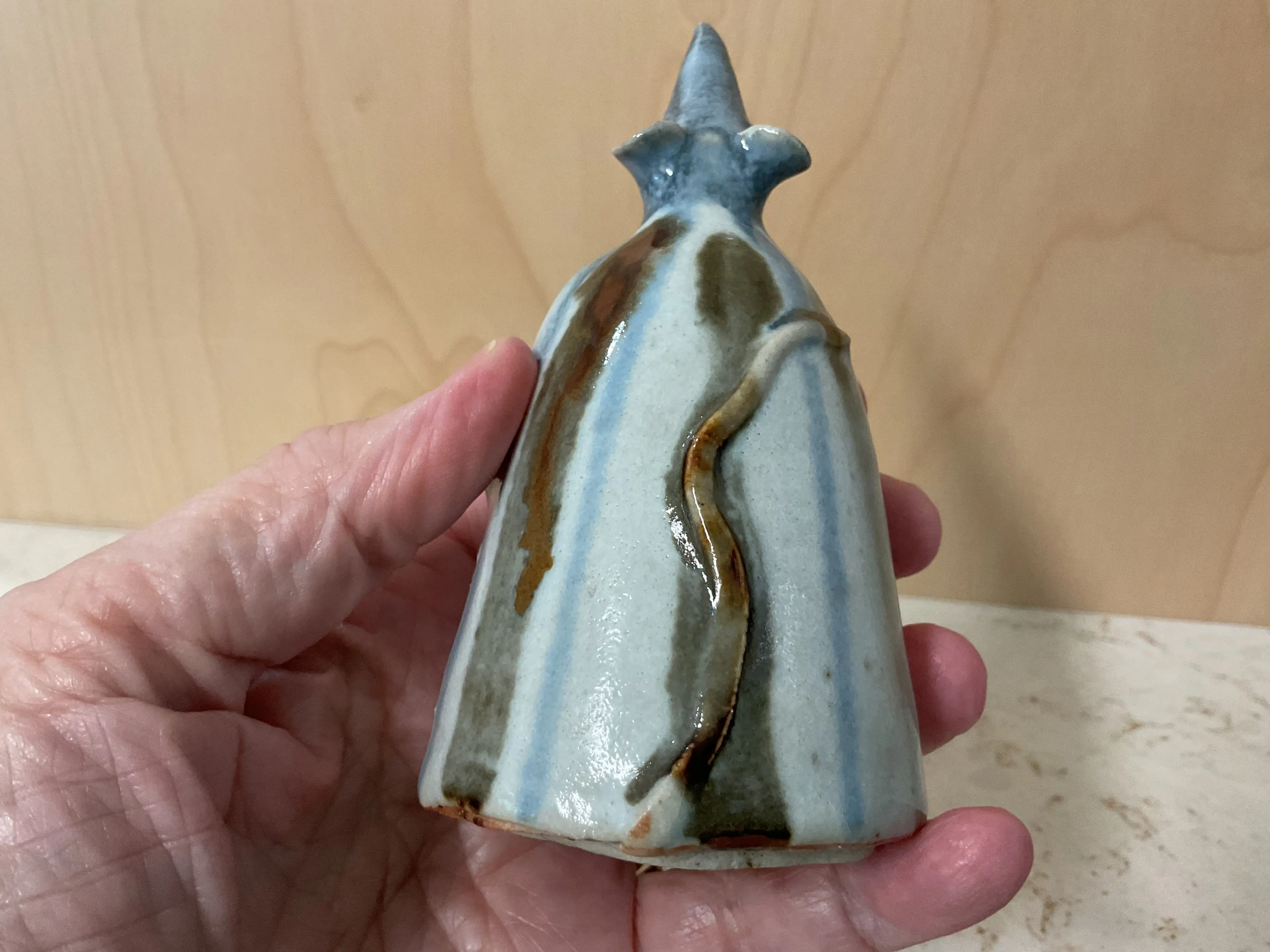 Image 2 of 12