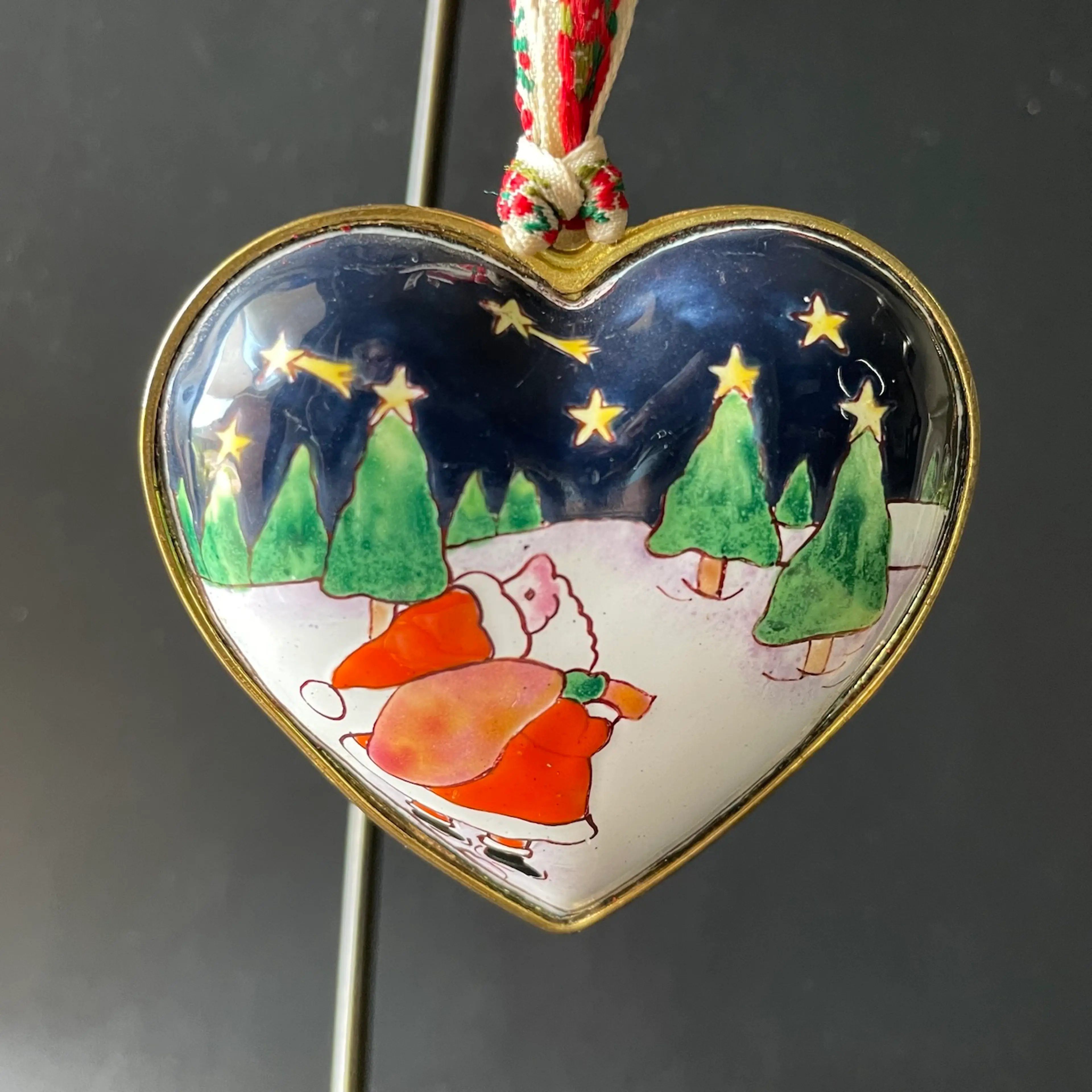 Image 4 of 10