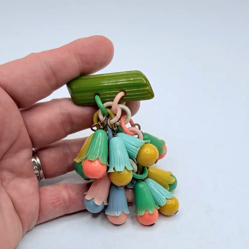 Vintage Celluloid Bell Flower Dangle Cluster Bakelite Bar Brooch Pin 1940s Retro