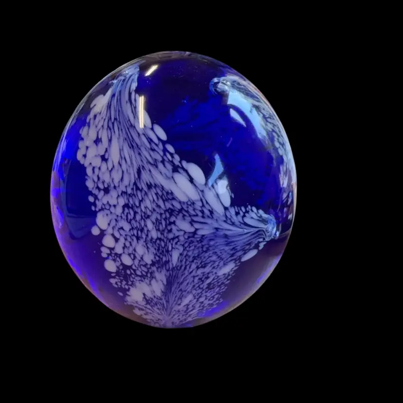 Blue And White Paperweight Made By SDS Seapoot 3 1/2” X 3 1/2”
