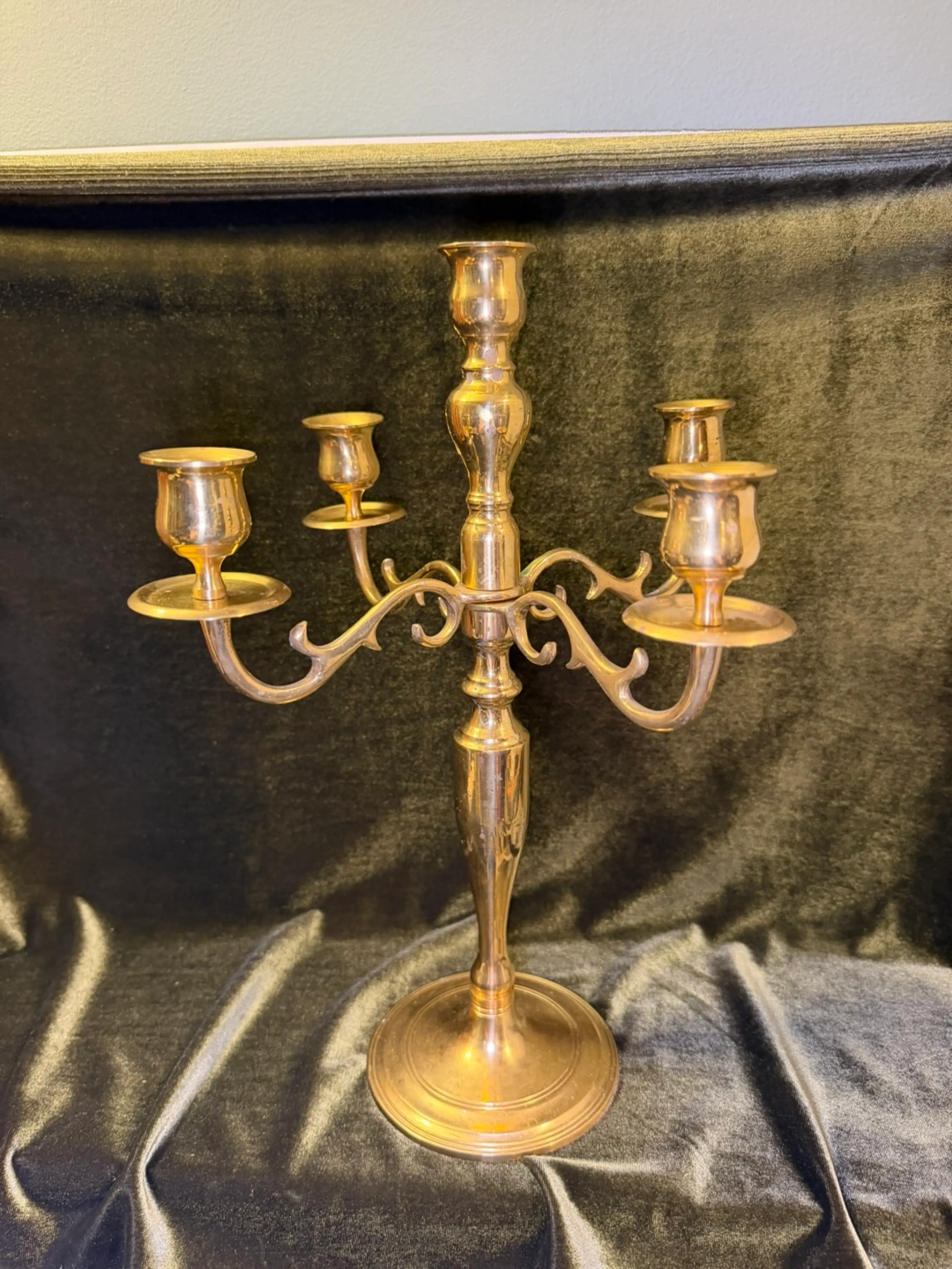 Image 1 of 7