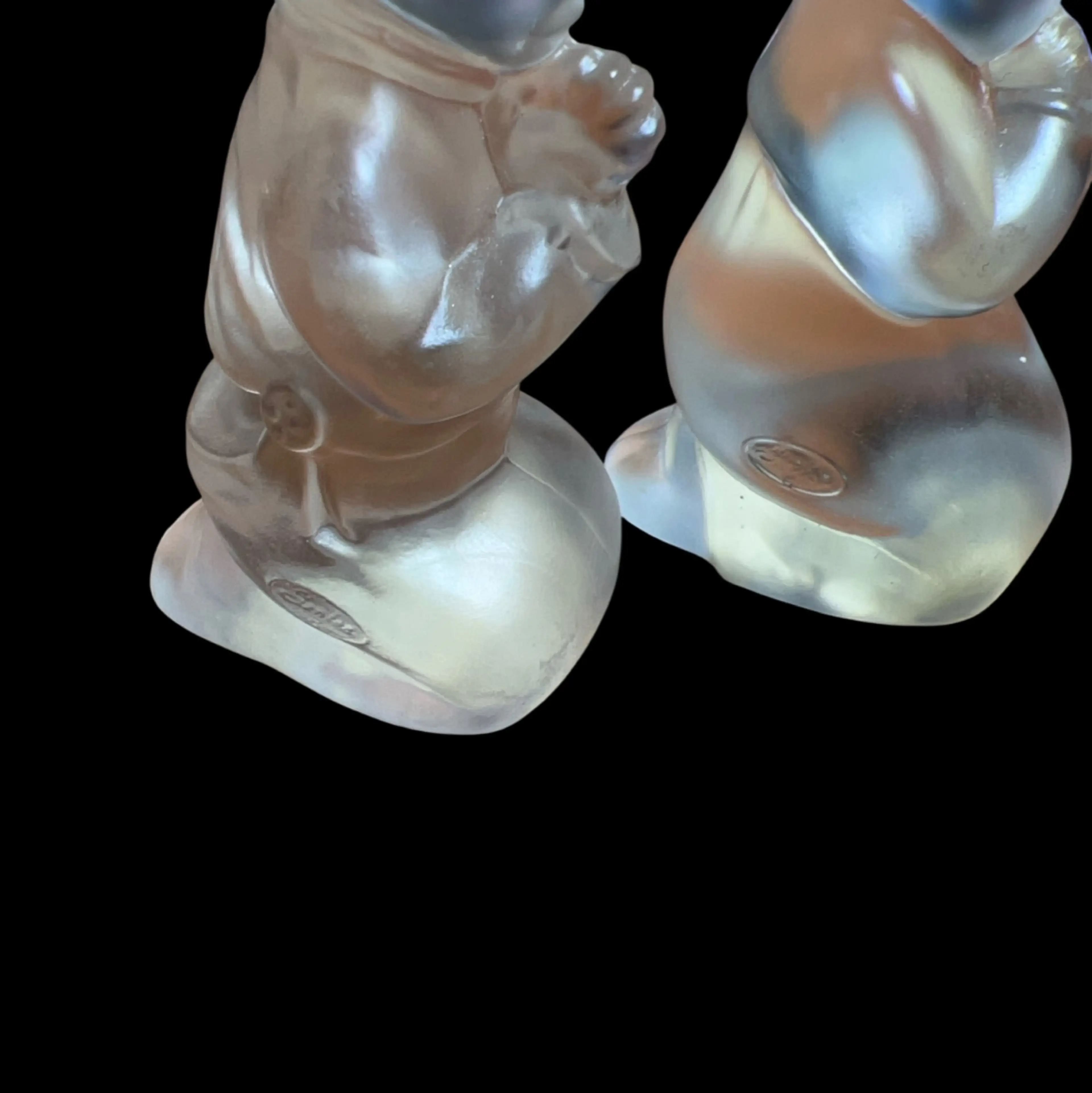 Image 2 of 7