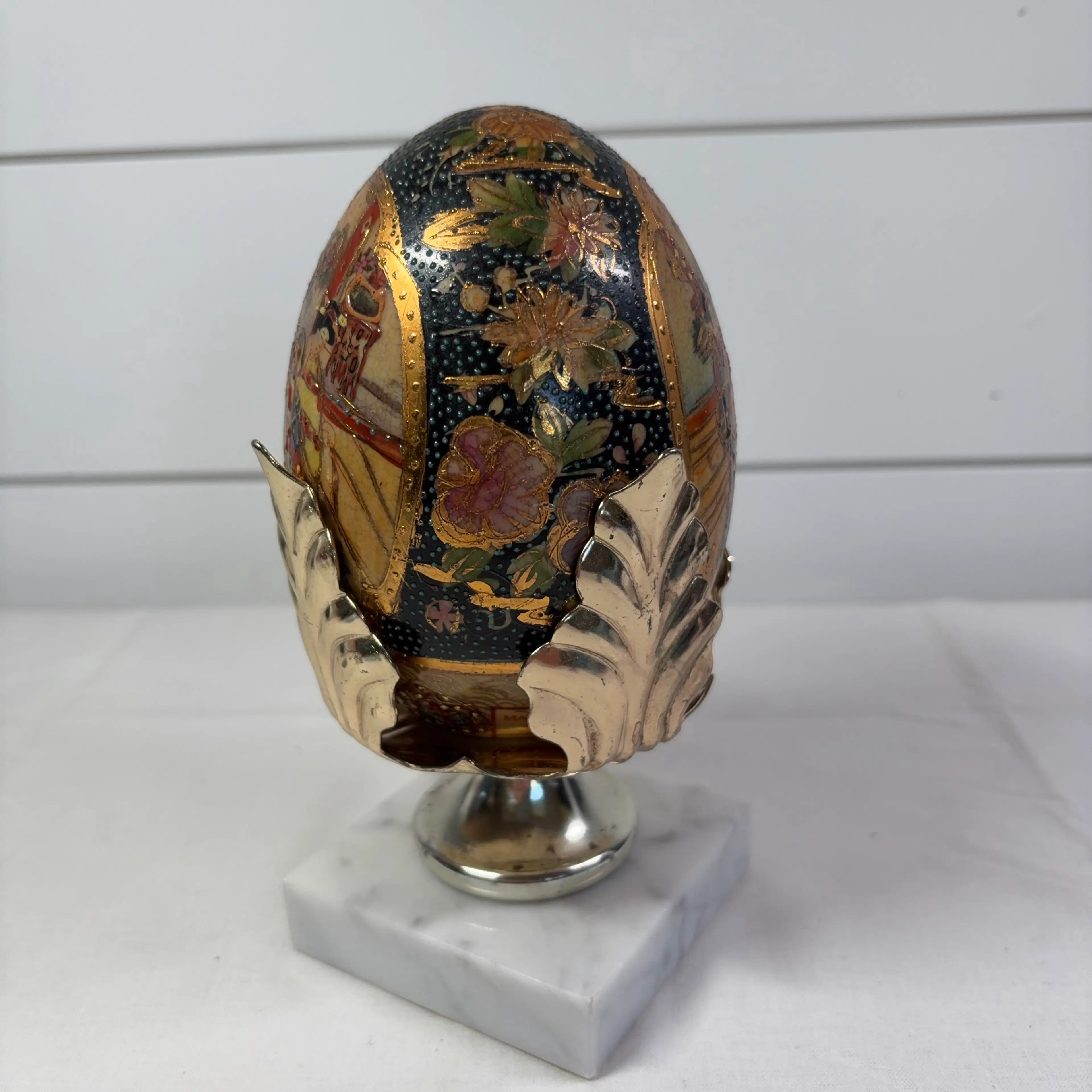Image 2 of 7