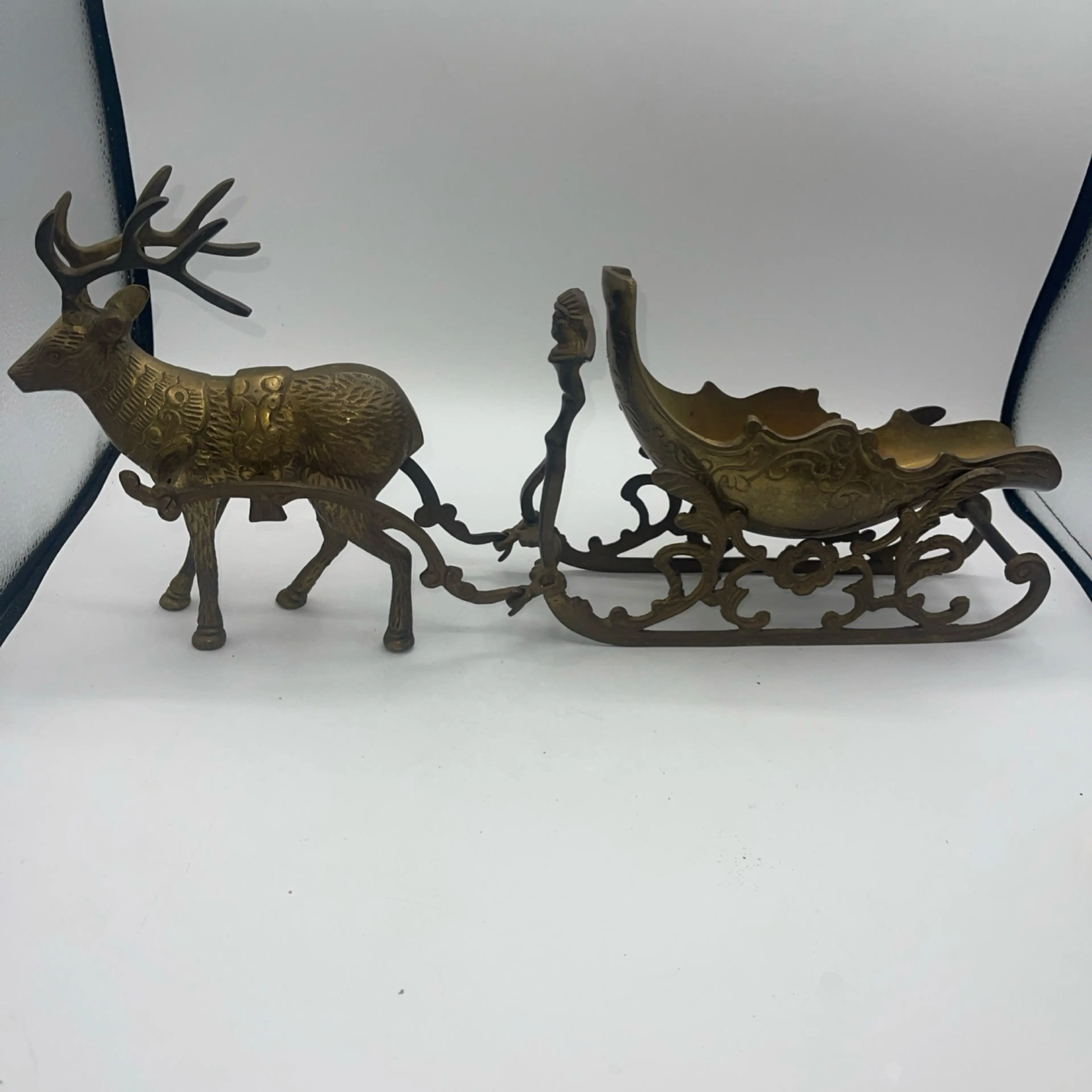 Image 3 of 12