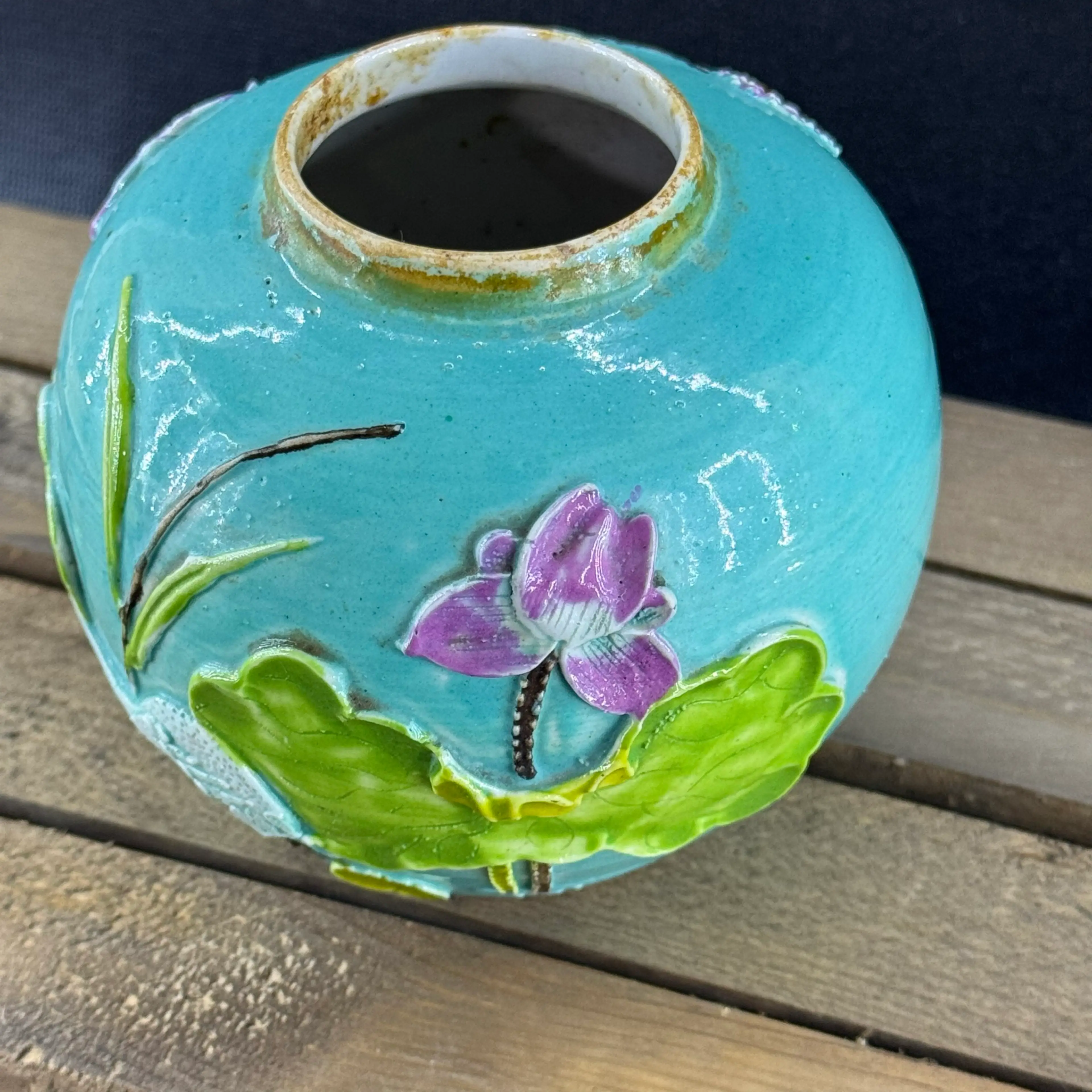 Image 2 of 7