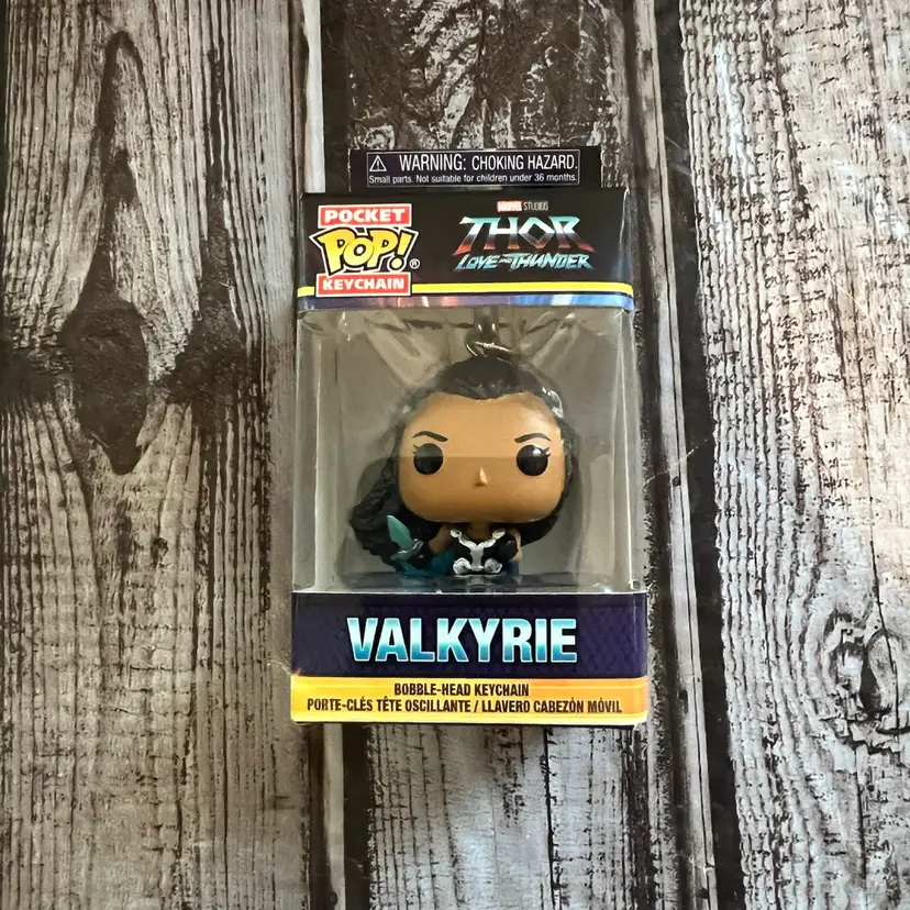 Pocket Pop! Keychain Marvel Thor Love and Thunder Valkyrie Bobble-Head Keychain