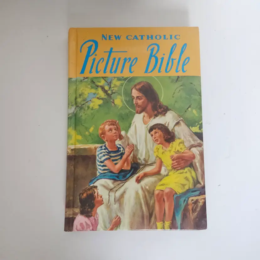 Vintage 1990 New Catholic Picture Bible Hardcover