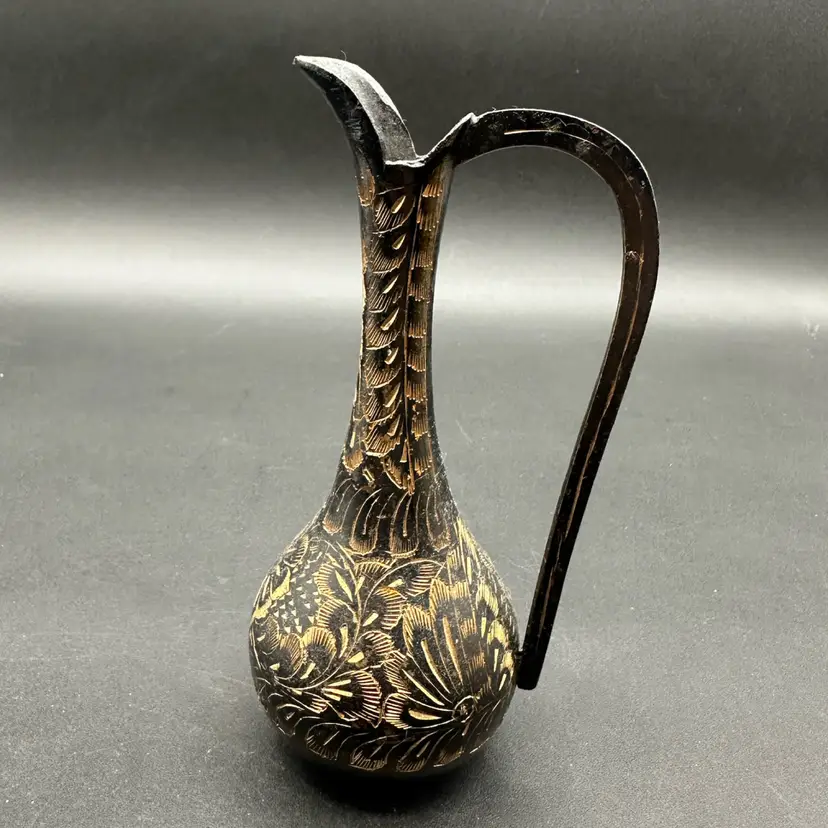 🍬Black Gold Etched Black Brass Metal Ewer 6”t