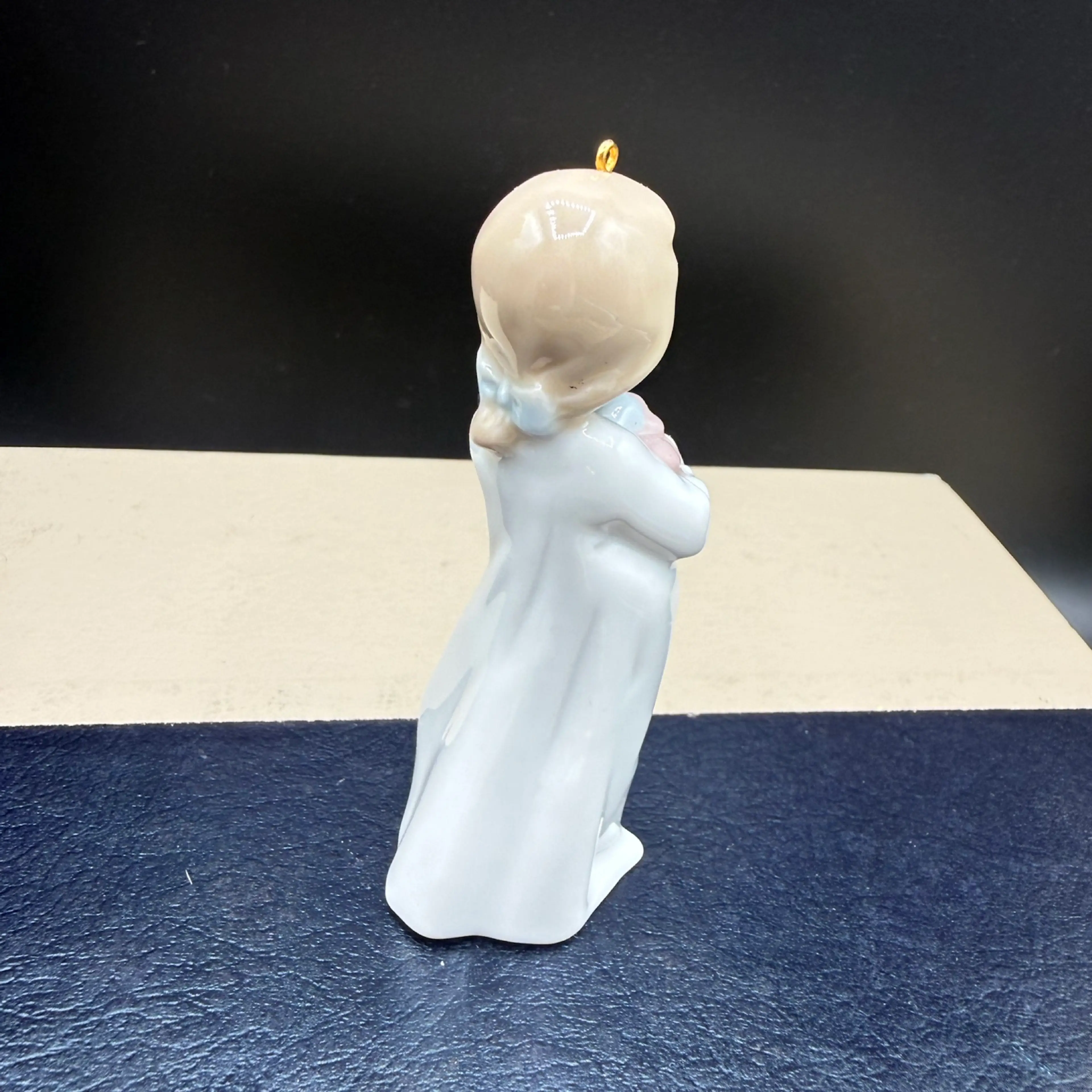 Image 4 of 5