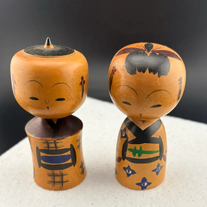Vintage Pair Of Kokeshi Dolls Bobble Heads 3” Tall x 1.75” Wide