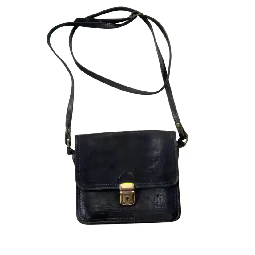 Vintage Black Florentine Italian Leather Crossbody Purse 7.5” X 6.75”