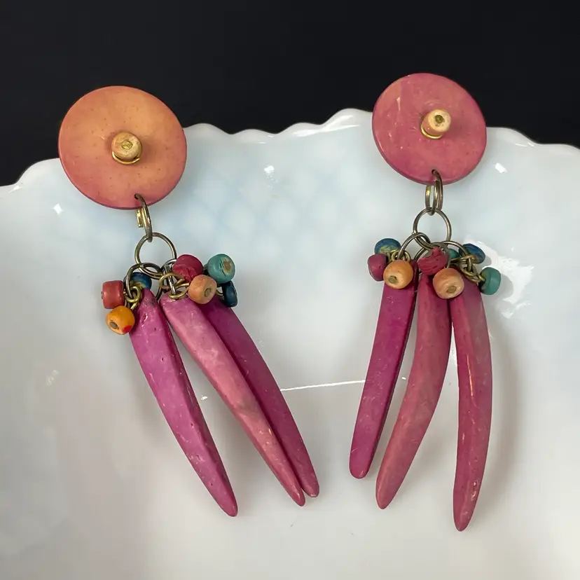 Purple Dyed Coconut Shell Dangle Earrings 80s Boho Statement Vintage 3.5"
