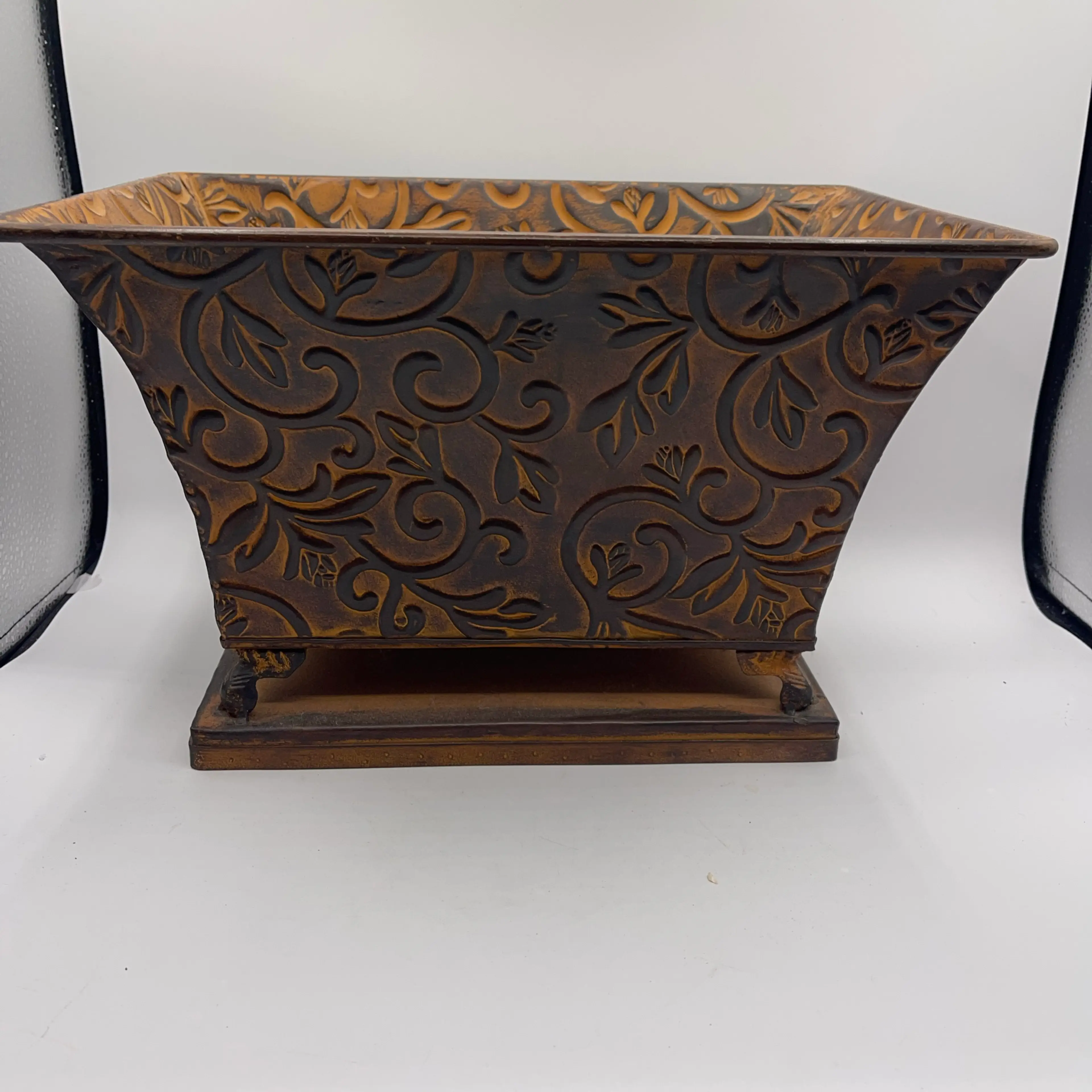 Image 1 of 5