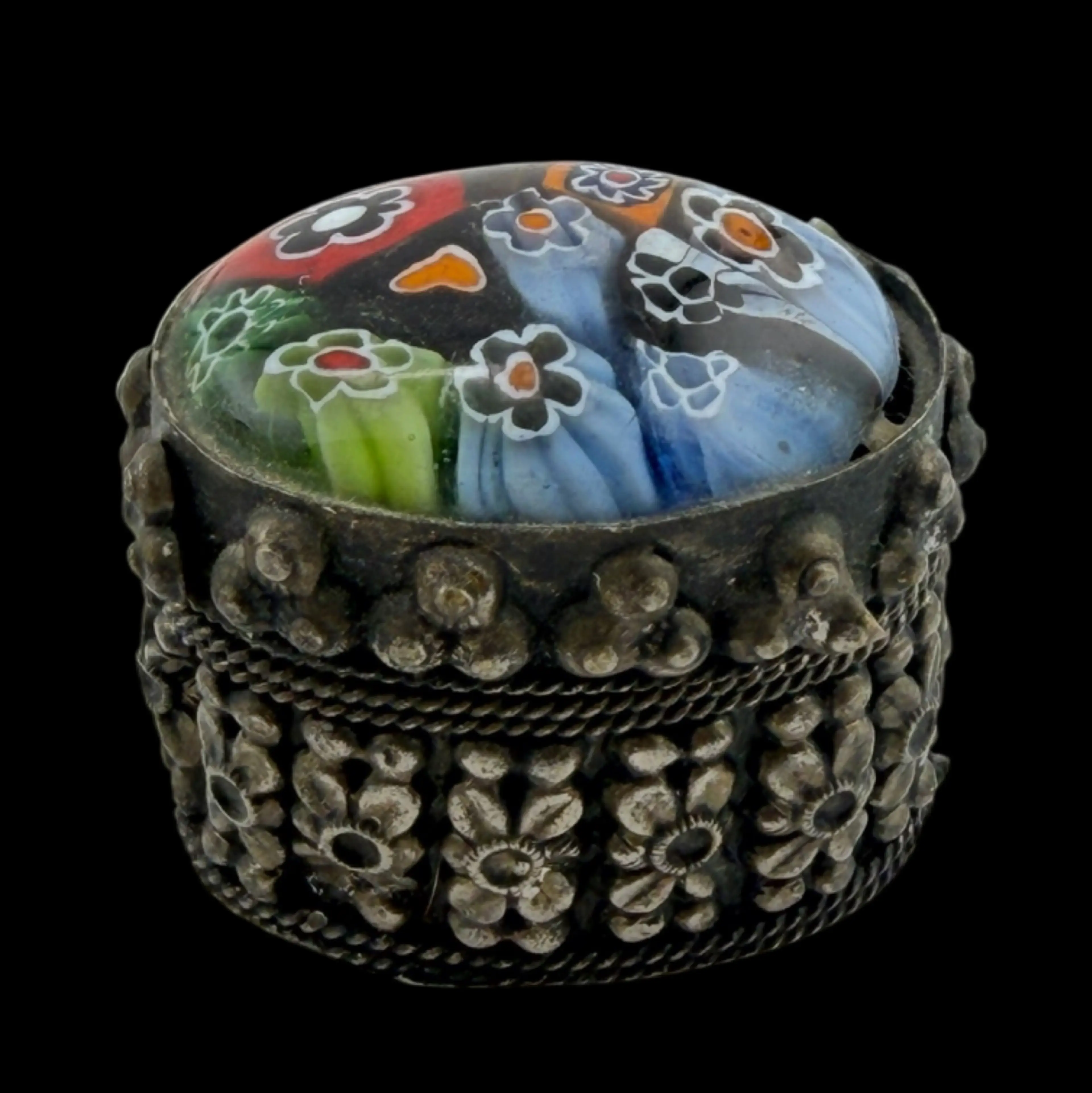 Image 3 of 6