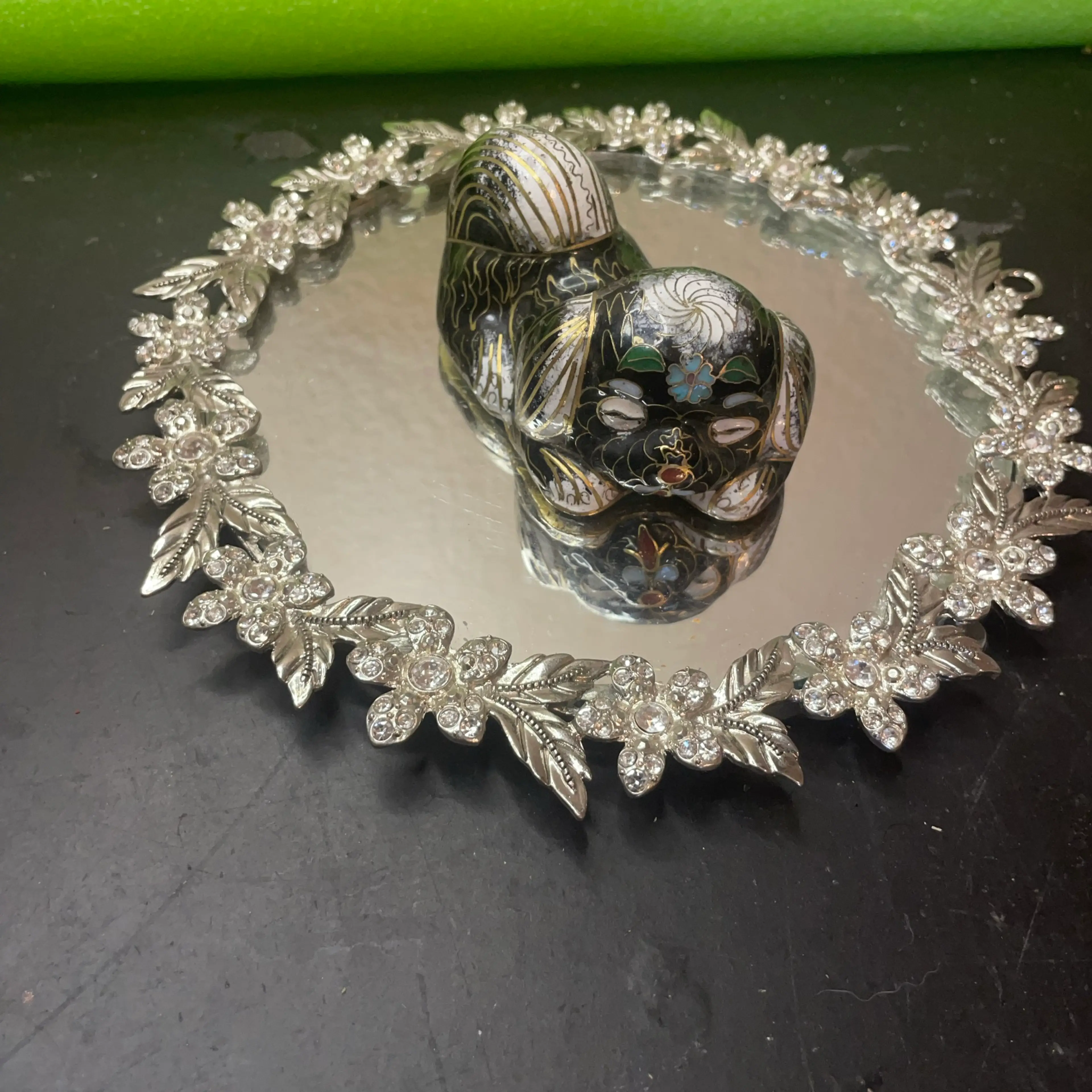 Image 2 of 2