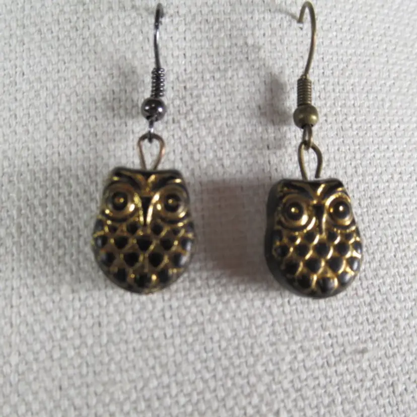 Beaded owl earrings, glass owl beads, antique brass findings, handmade
