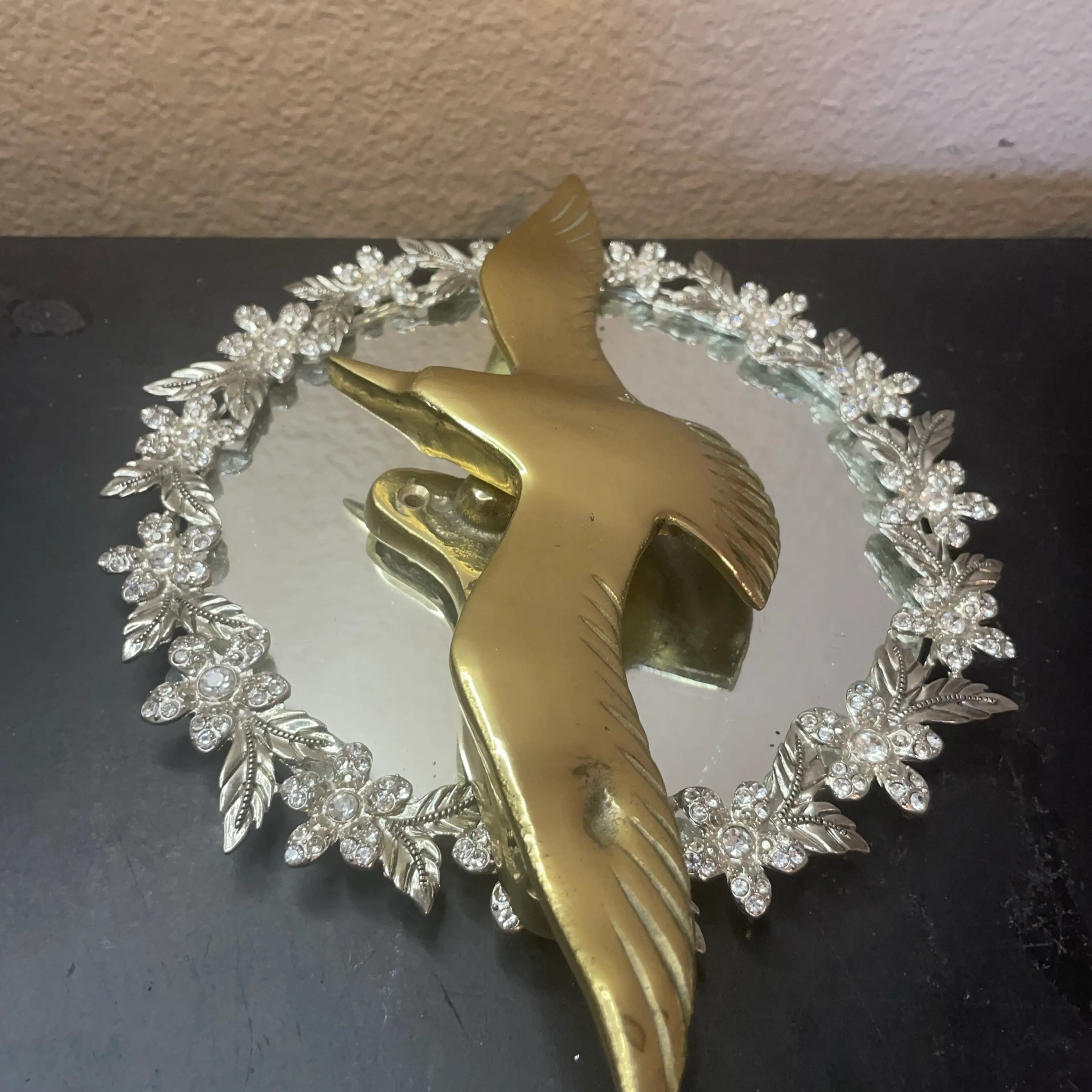 Image 2 of 6